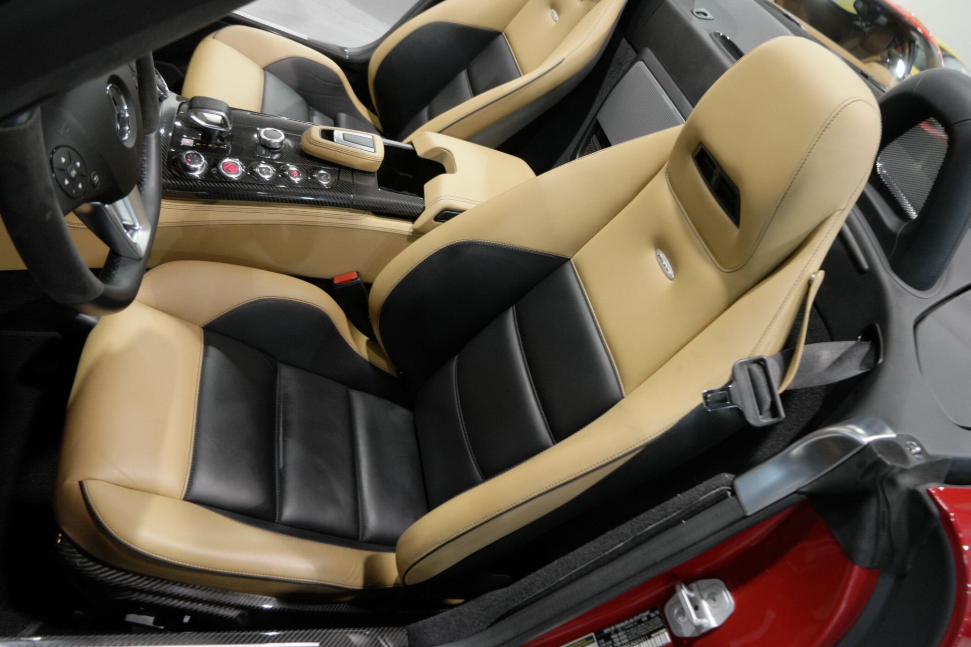 mercedes-sls-roadster-auction-bat-36 Used Mercedes SLS AMG Roadster Is Perfect For Posh Hoonigans