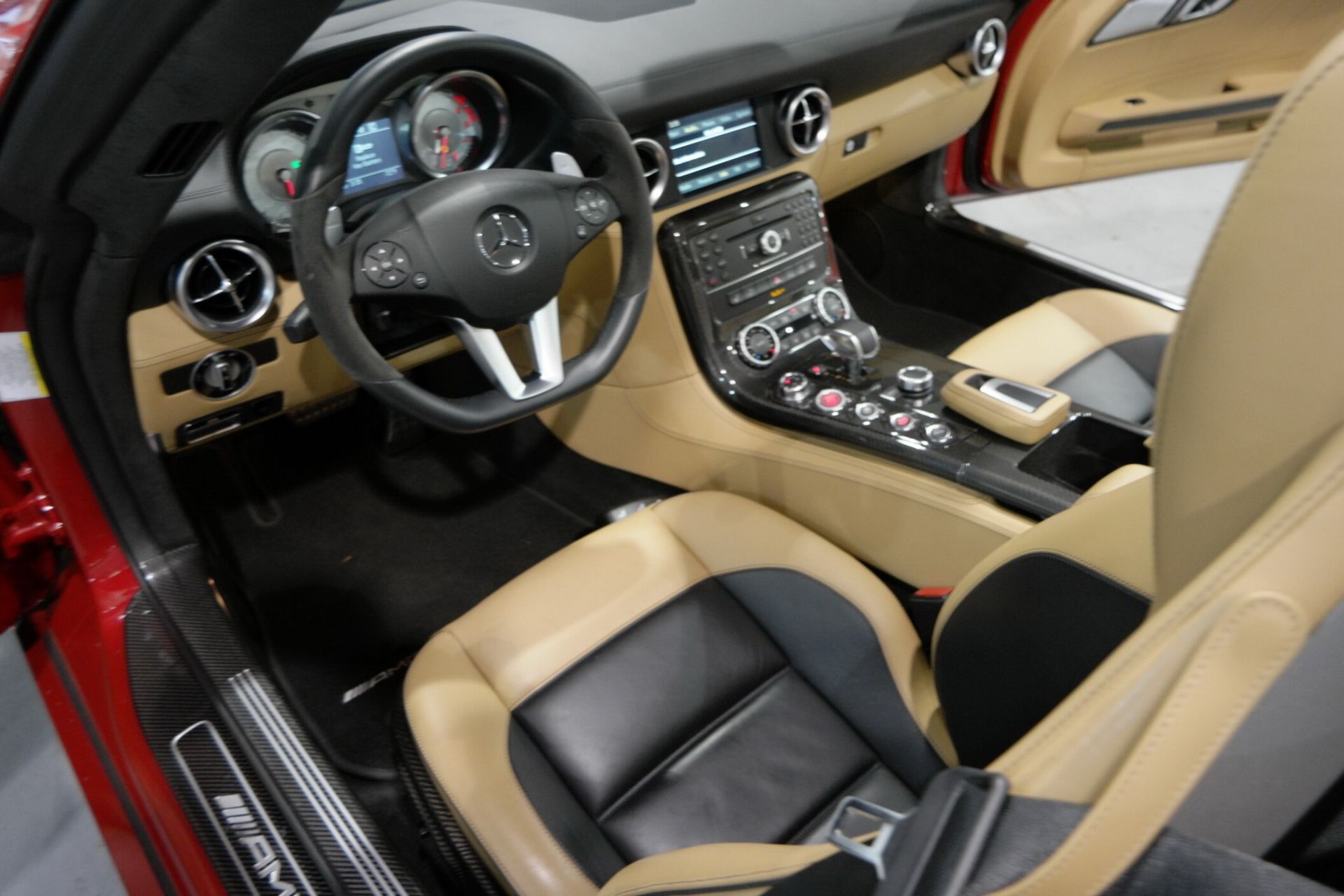 mercedes-sls-roadster-auction-bat-43 Used Mercedes SLS AMG Roadster Is Perfect For Posh Hoonigans