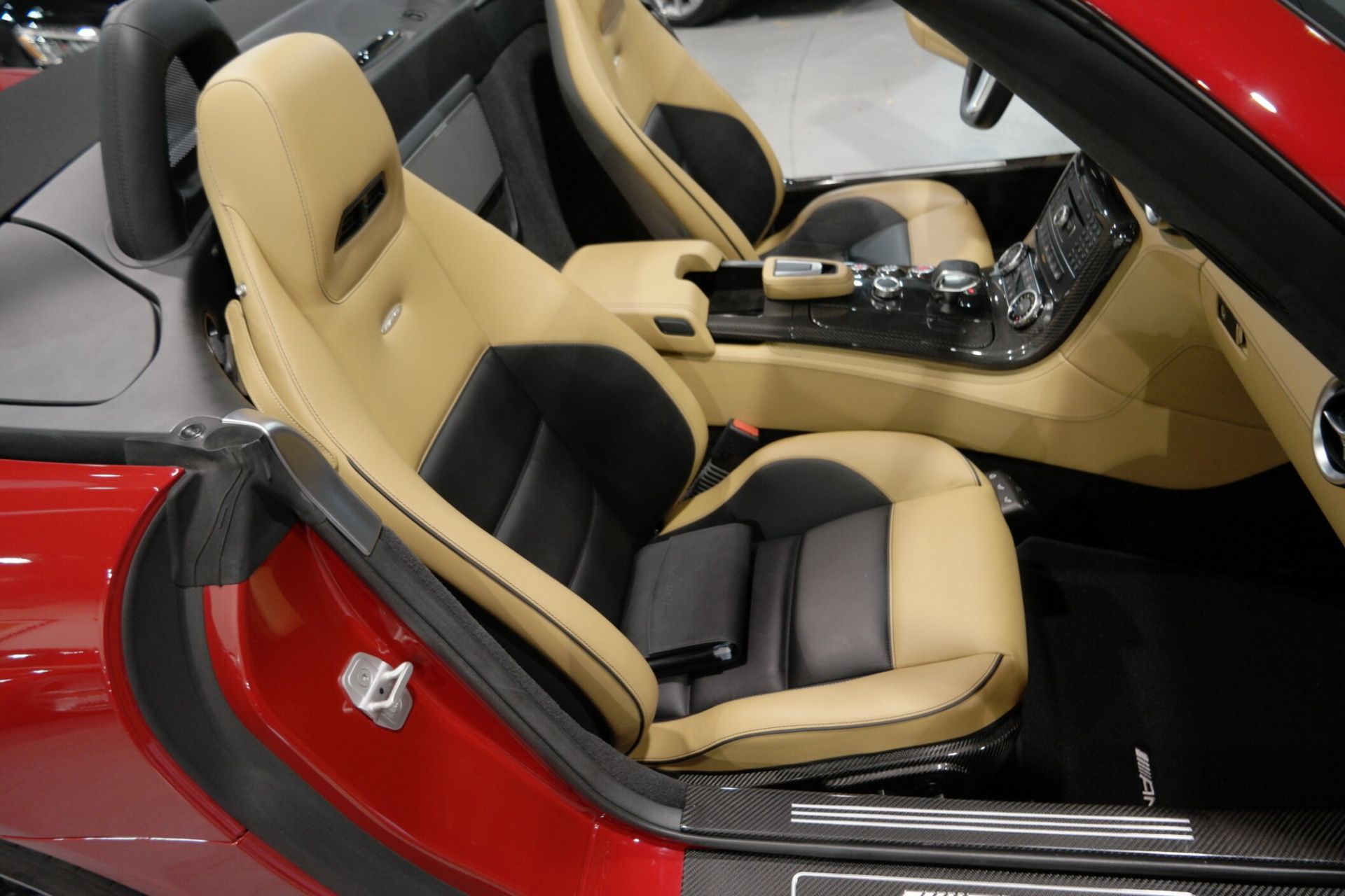 mercedes-sls-roadster-auction-bat-50 Used Mercedes SLS AMG Roadster Is Perfect For Posh Hoonigans