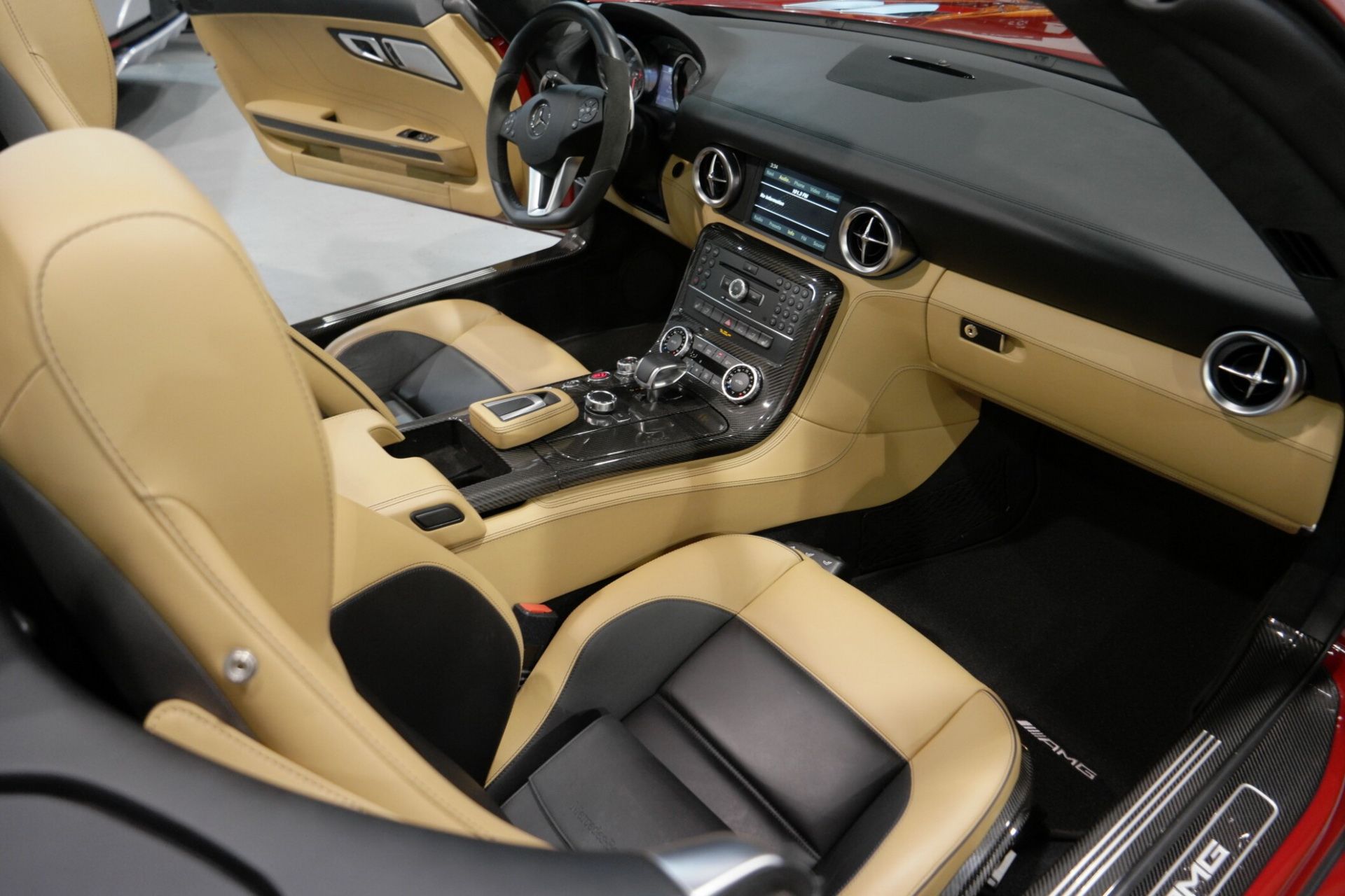 mercedes-sls-roadster-auction-bat-60 Used Mercedes SLS AMG Roadster Is Perfect For Posh Hoonigans