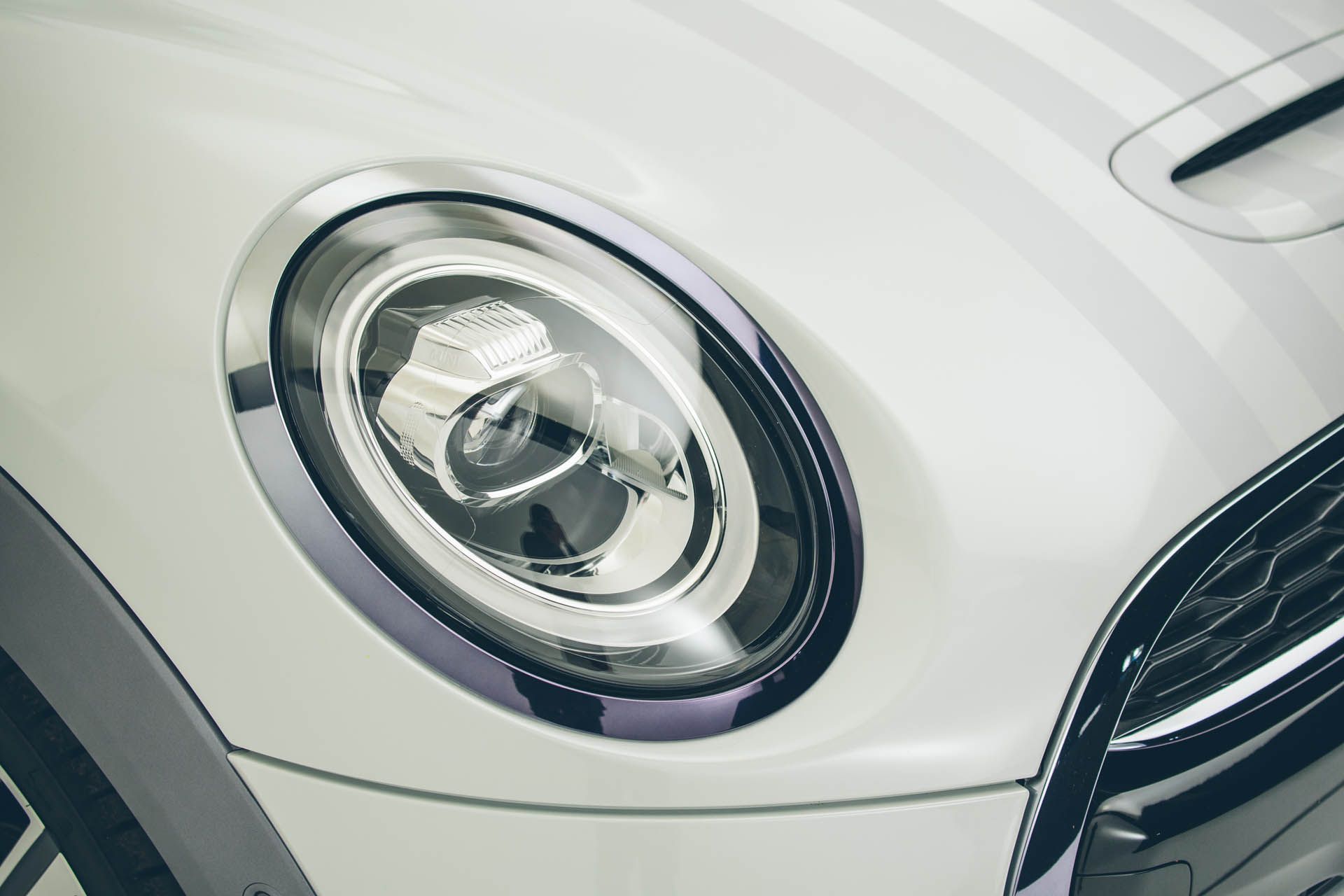 mini-royal-wedding-02 Mini Makes A Royal Hatch For The Royal Wedding