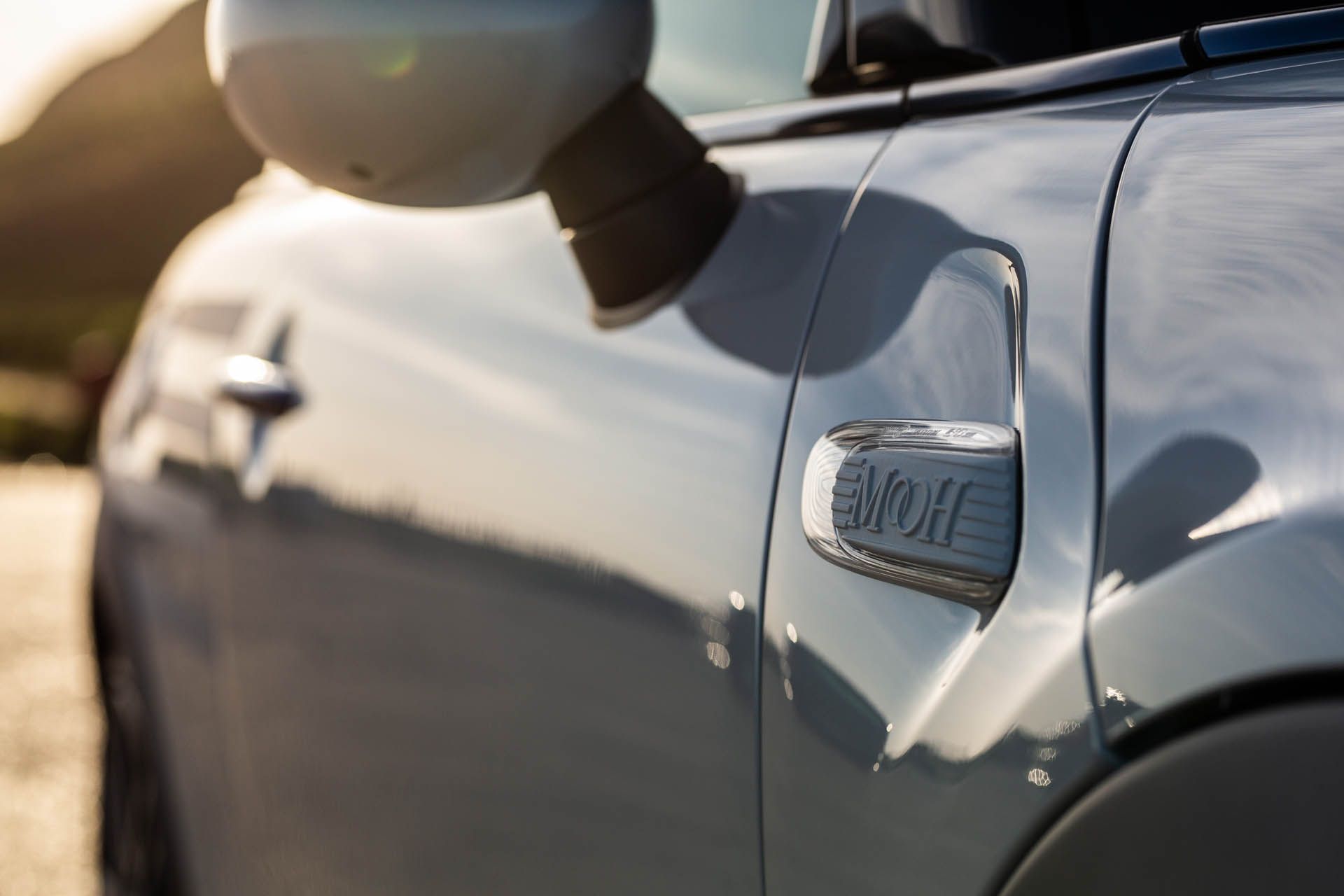 mini-royal-wedding-13 Mini Makes A Royal Hatch For The Royal Wedding