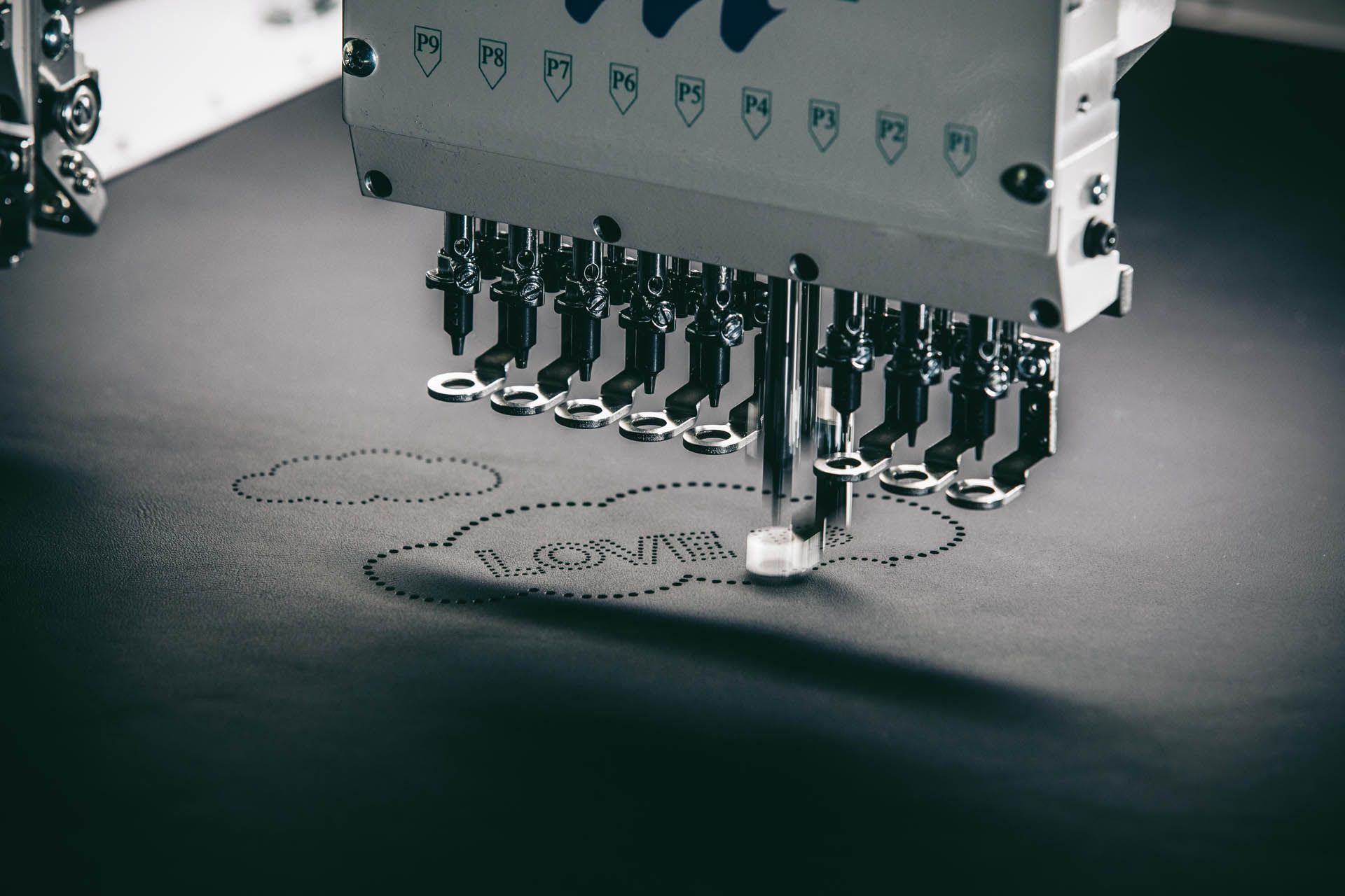 mini-royal-wedding-design-12 Mini Makes A Royal Hatch For The Royal Wedding