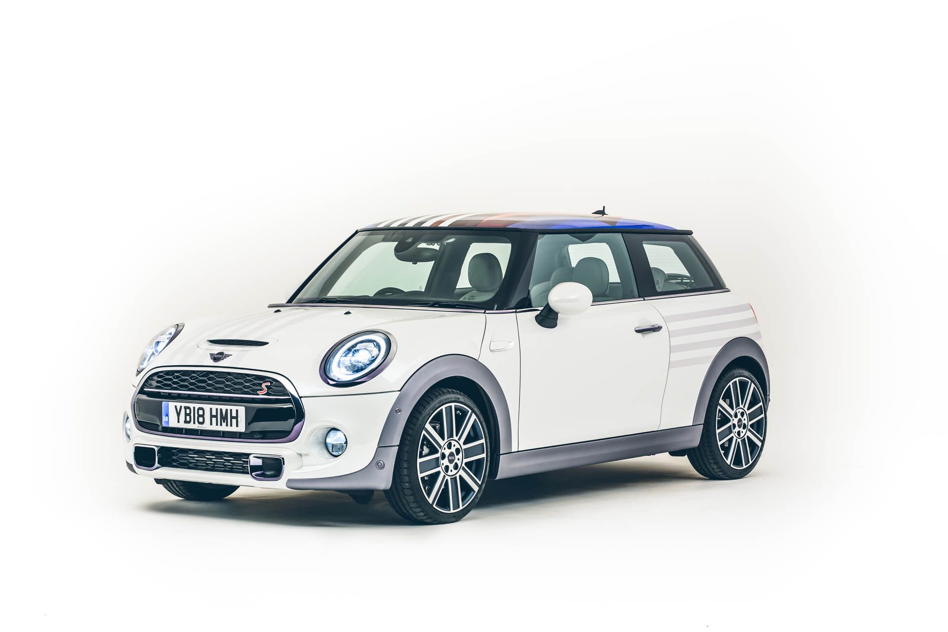 mini-royal-wedding-studio-03 Mini Makes A Royal Hatch For The Royal Wedding