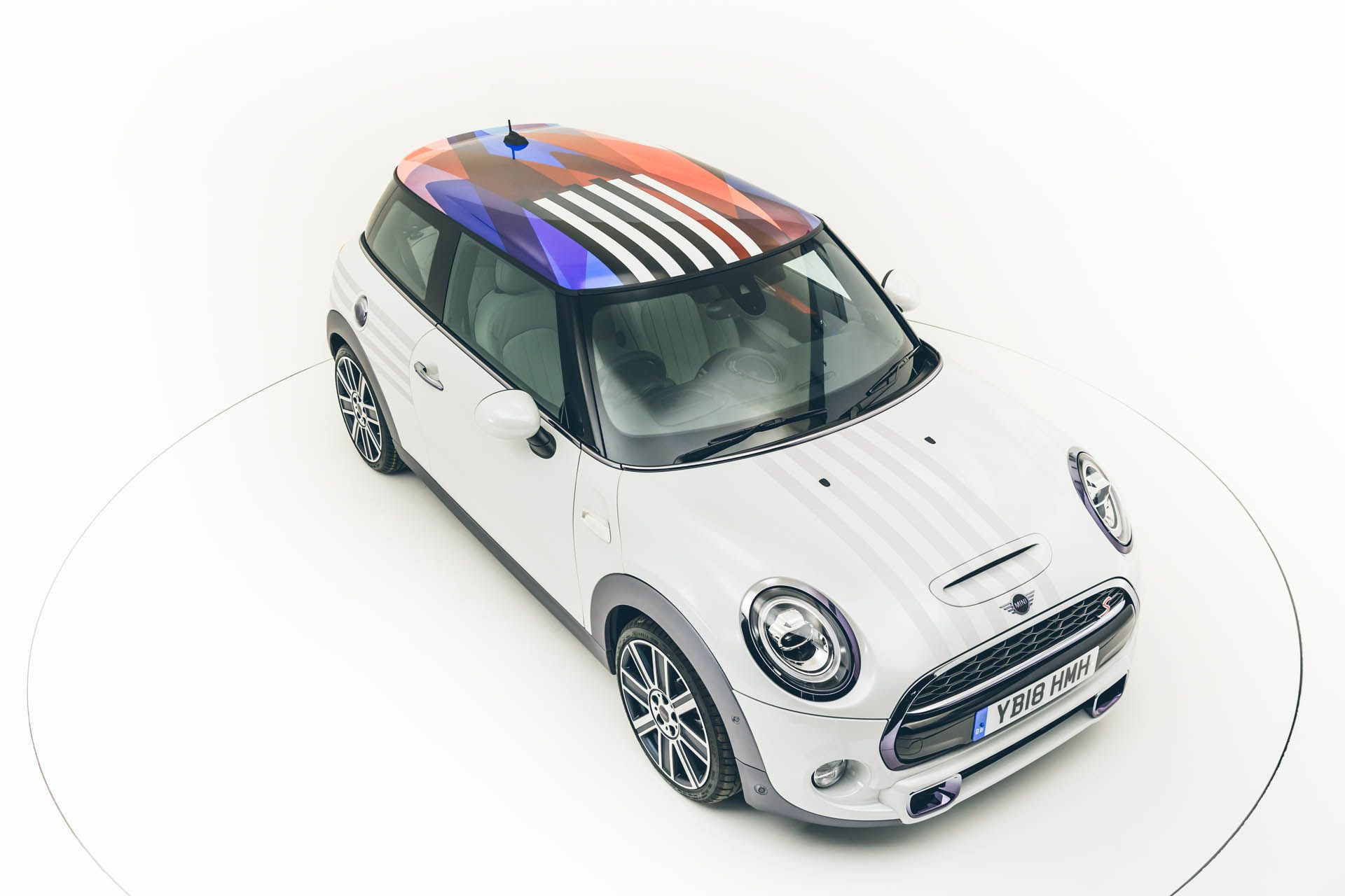 mini-royal-wedding-studio-07 Mini Makes A Royal Hatch For The Royal Wedding