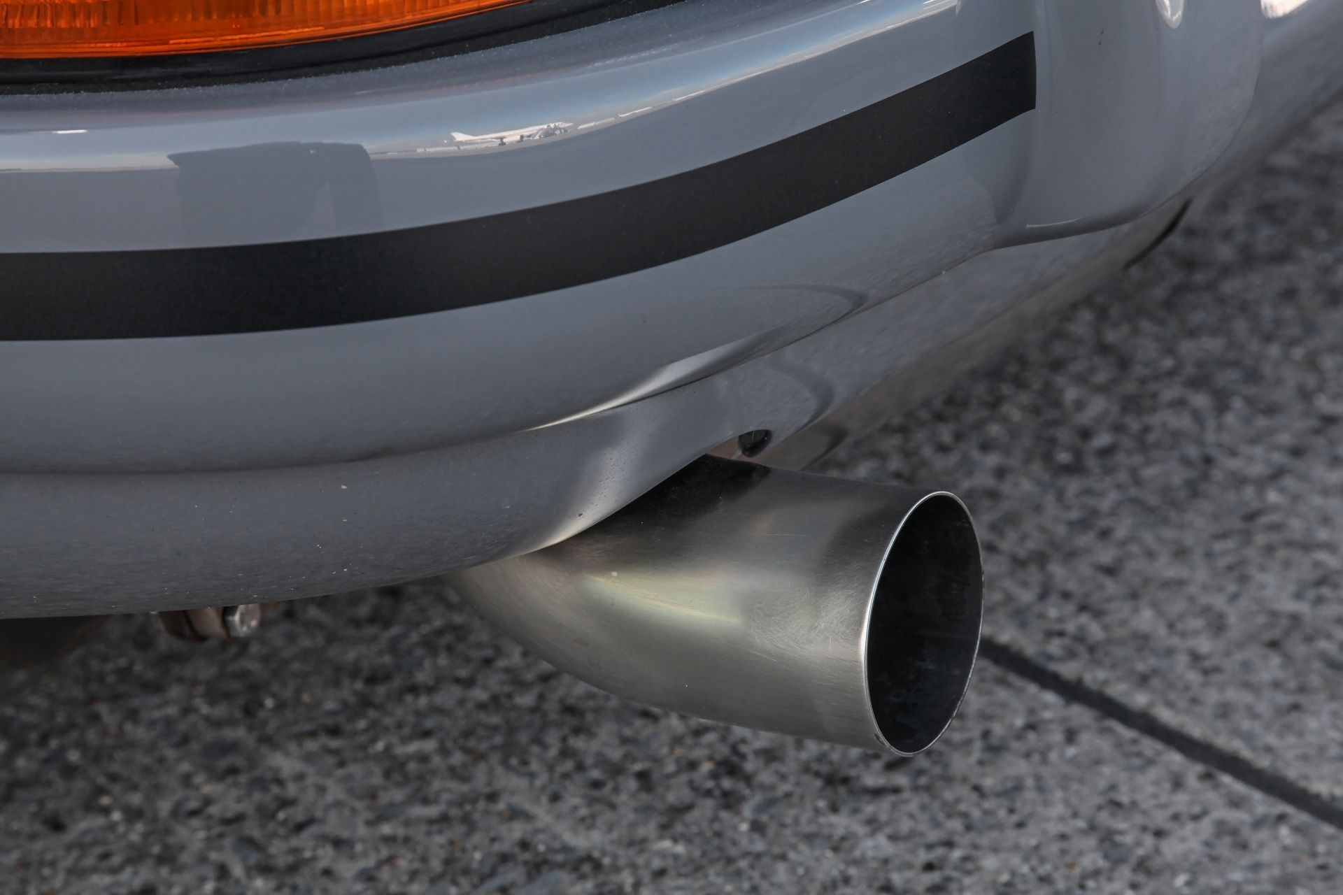 porsche-911-speedster-dp-motorsport-tuning-12 Retro-Looking Porsche 911 Speedster Started Life As A 1989 Targa