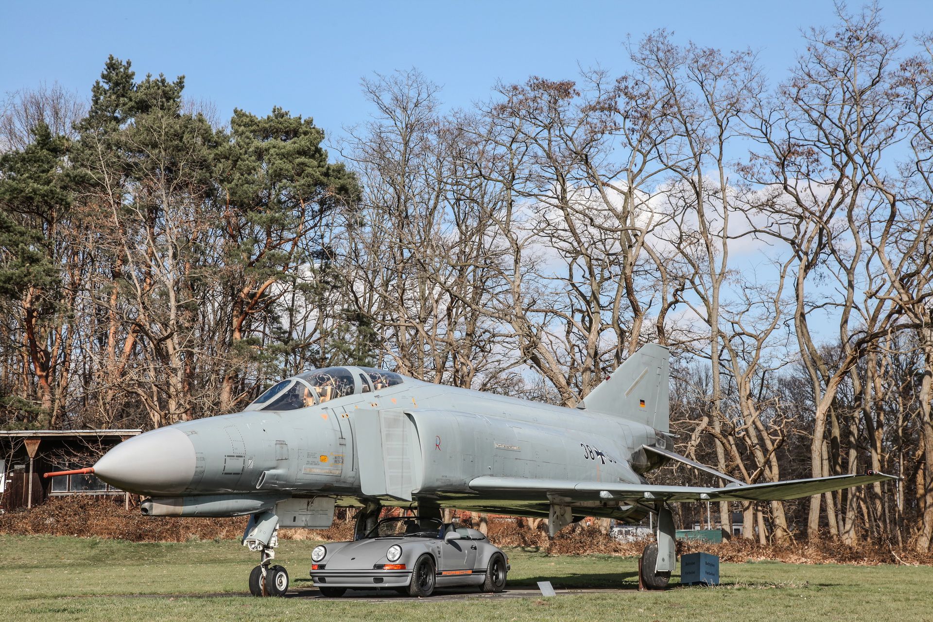 porsche-911-speedster-dp-motorsport-tuning-20 Retro-Looking Porsche 911 Speedster Started Life As A 1989 Targa
