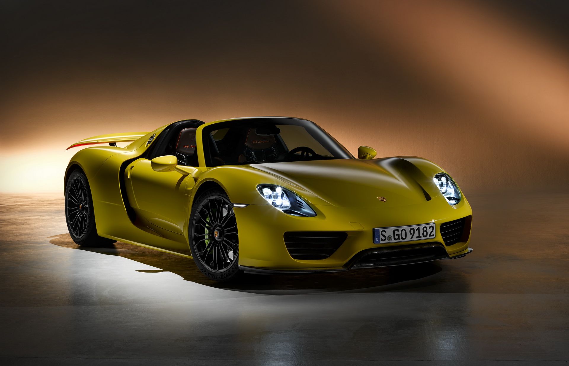 porsche-918-spyder-12 Porsche 918 Spyder Recalled In USA For Suspension Issue