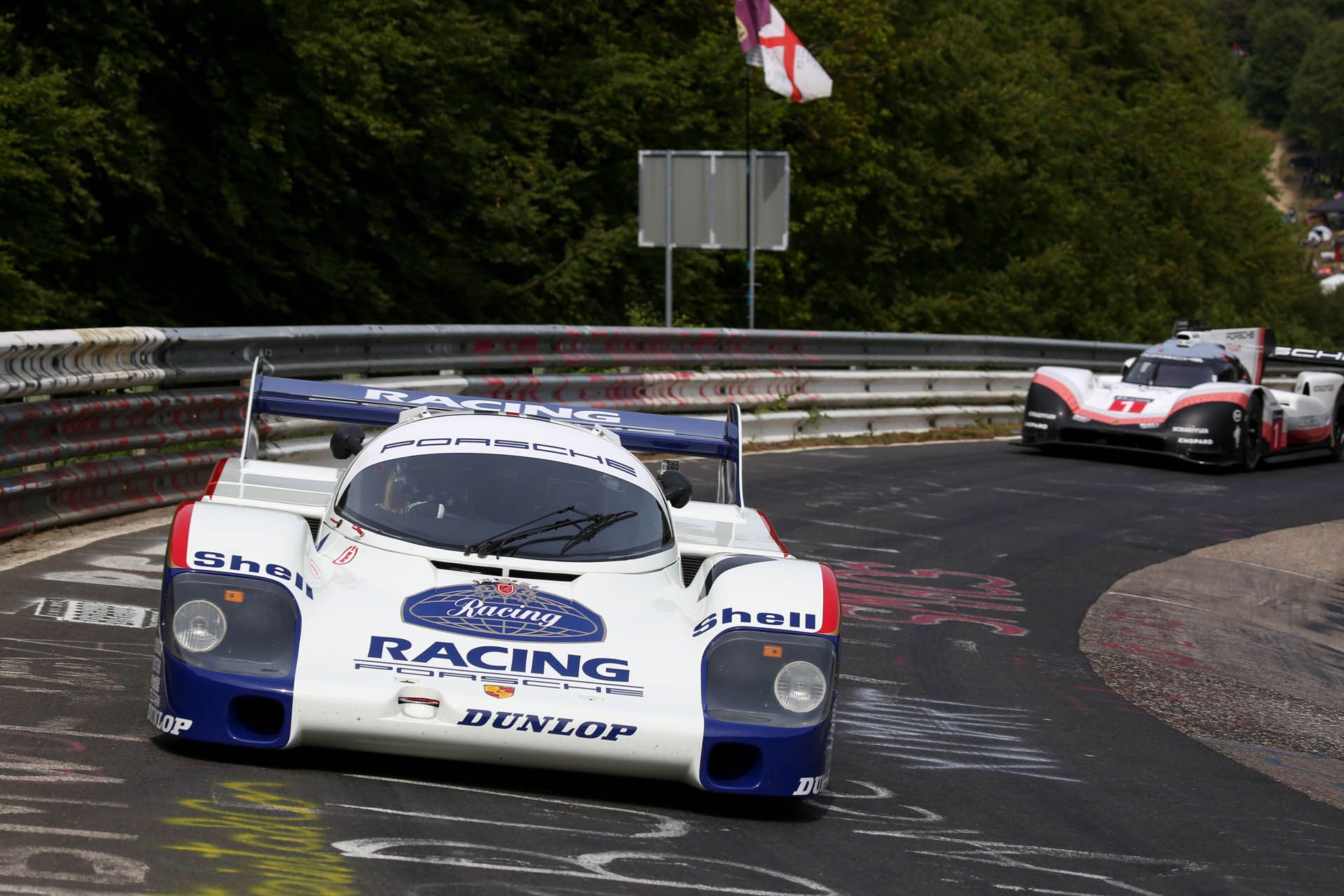 porsche-919-956-nurburgring-04 Watch The Porsche 919 And 956 Lap The Nurburgring In Tandem