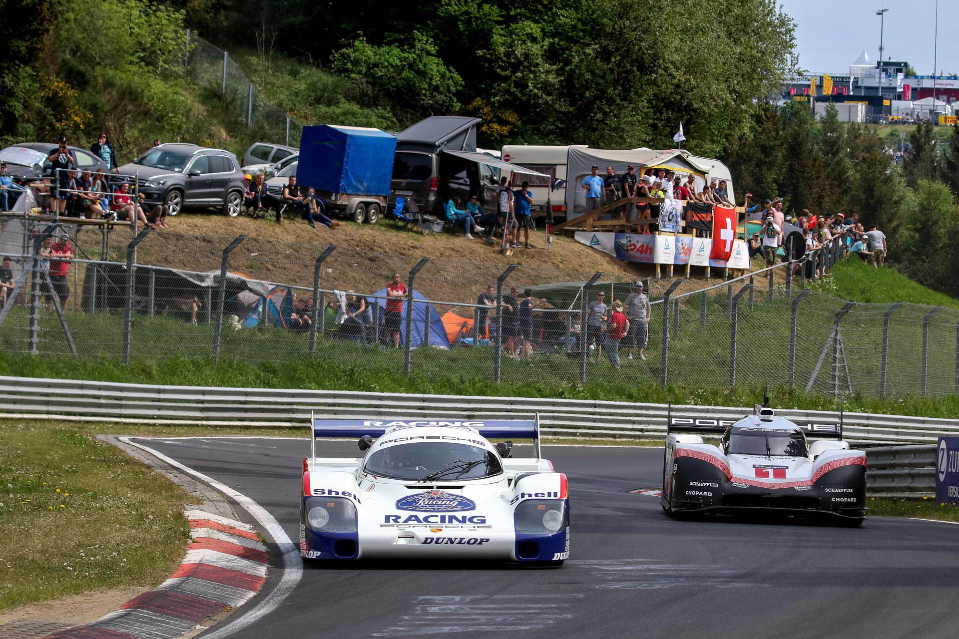 porsche-919-956-nurburgring-07 Watch The Porsche 919 And 956 Lap The Nurburgring In Tandem