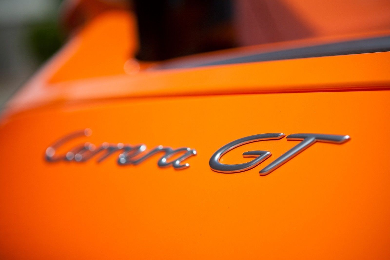 porsche-carrera-gt-low-mileage-ebay-12 $1.5M Gets You A Barely Driven 2005 Porsche Carrera GT In Arancio Borealis