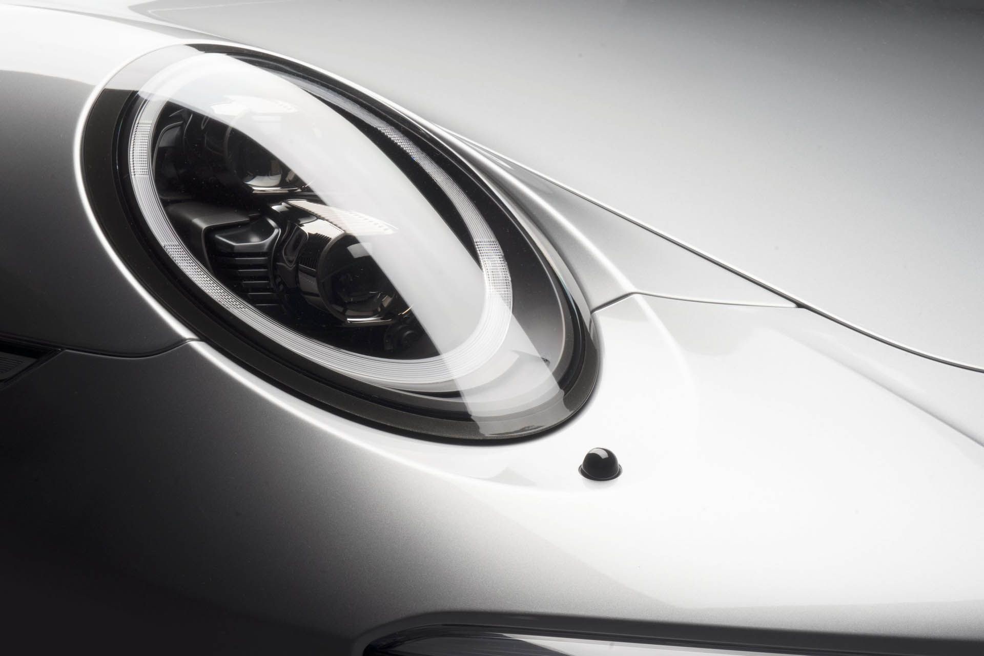 porsche-exclusive-911-cabrio-3 Porsche Exclusive Kept The Party Inside This 911 Cabrio