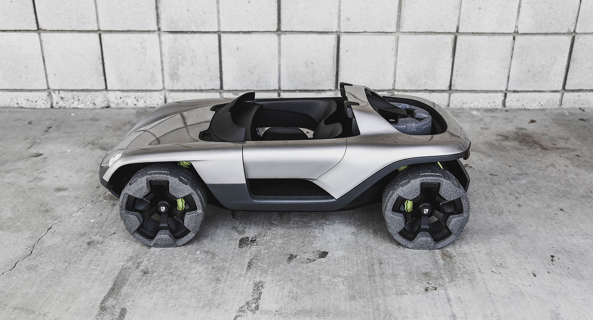 porsche-mission-x-rendering-16 If Porsche Designed A Futuristic Rally Car, What Might It Look Like?