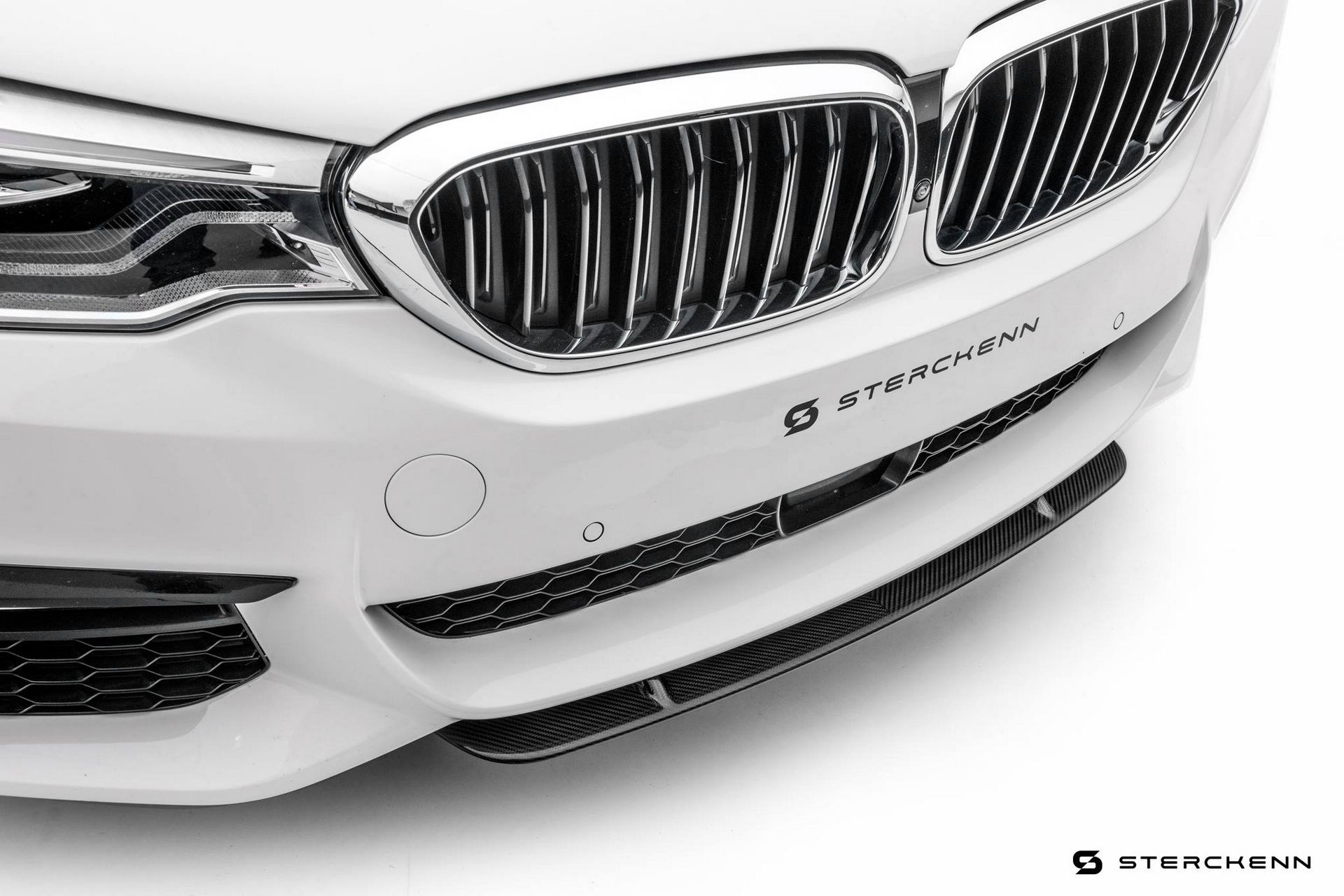 sterckenn-bmw-5-series-carbon-lip-4 Sterckenn Builds Carbon Fiber Front For G30/G31 BMW 5-Series