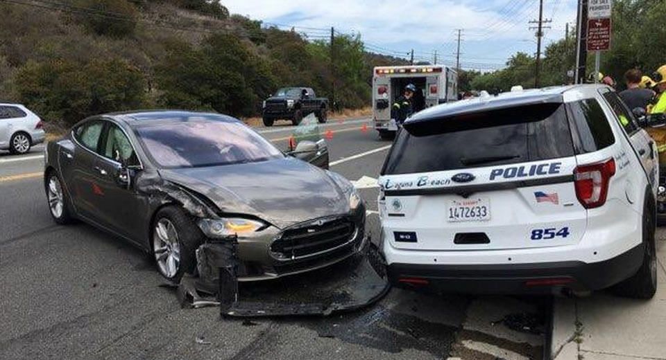 Tesla Model S Hits Police SUV With Autopilot Mode Allegedly Engaged