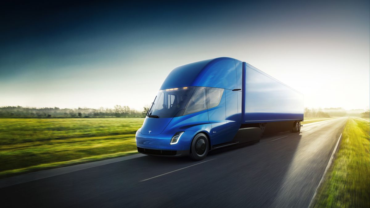 Tesla-Semi-Mad-Max-Mode-2 Tesla Semi Test Vehicles Are Equipped With Puzzling ‘Mad Max’ Mode