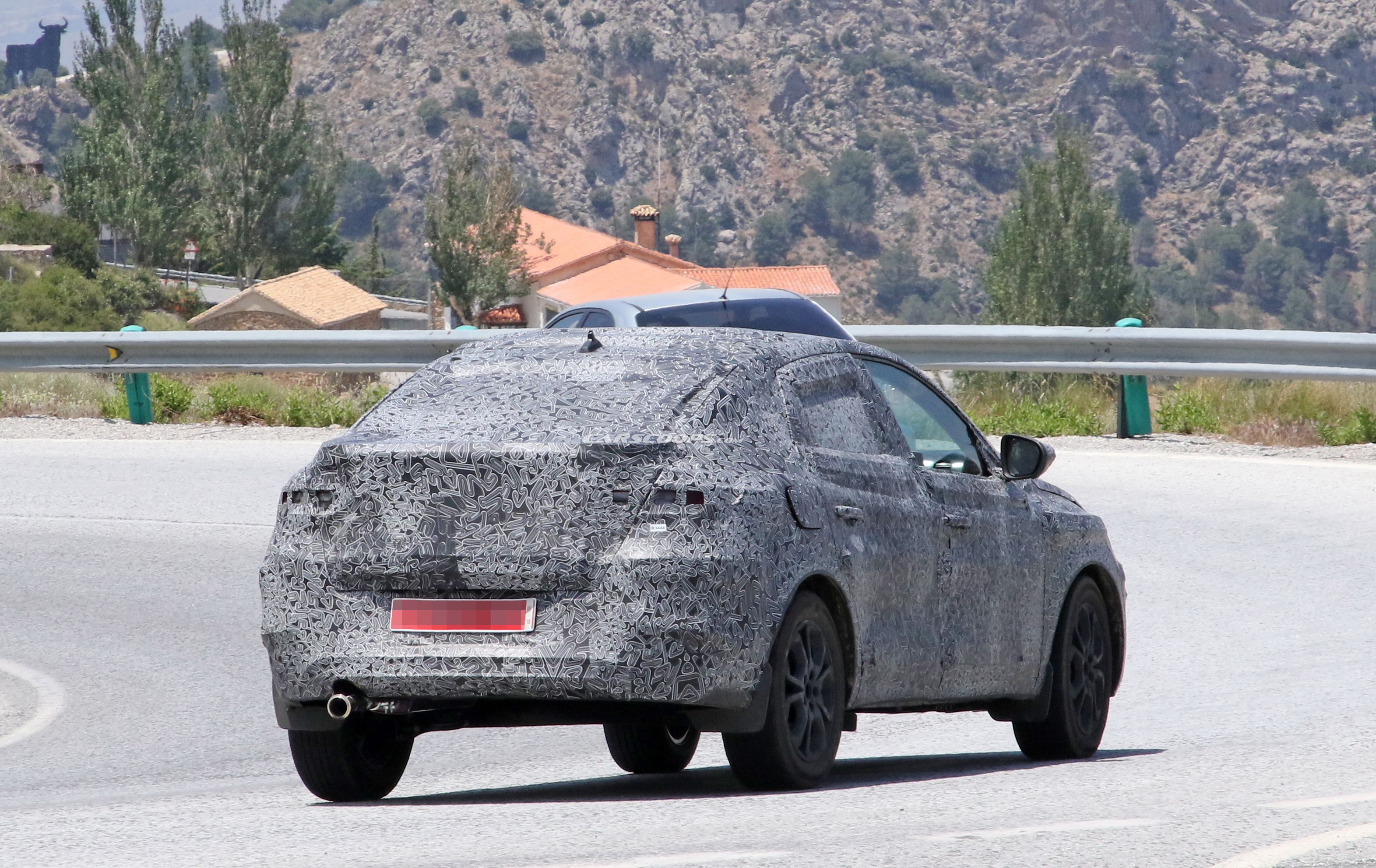 Renault Captur Coupe 2 SUV Renault Captur Coupe Spied: Your Budget BMW X6 For The Masses Is On The Way