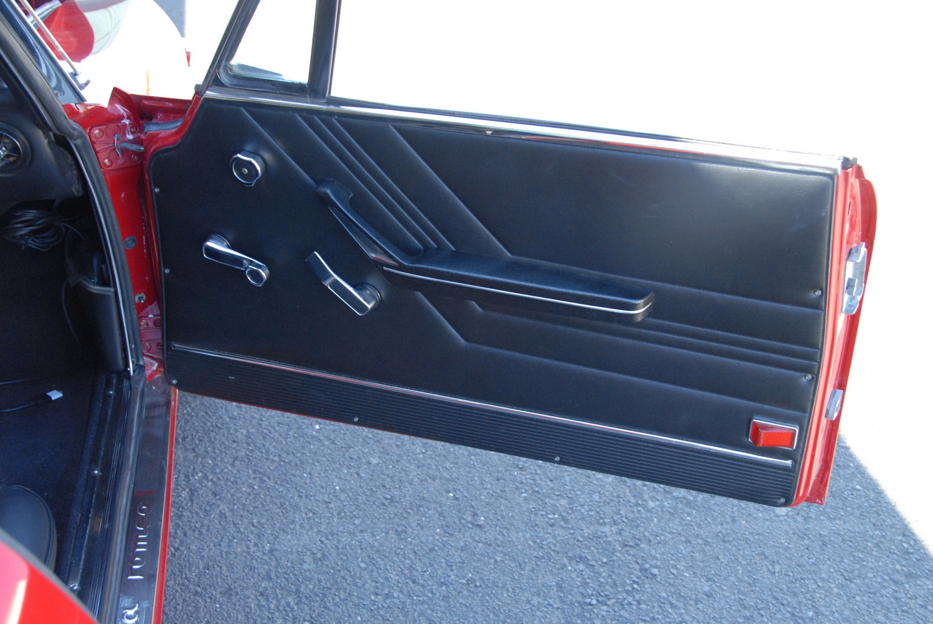 1974-alfa-romeo-gtv-bat-auction-18 Bid On This Alfa Romeo 2000 GT Veloce, Make Other Car Enthusiasts Jealous