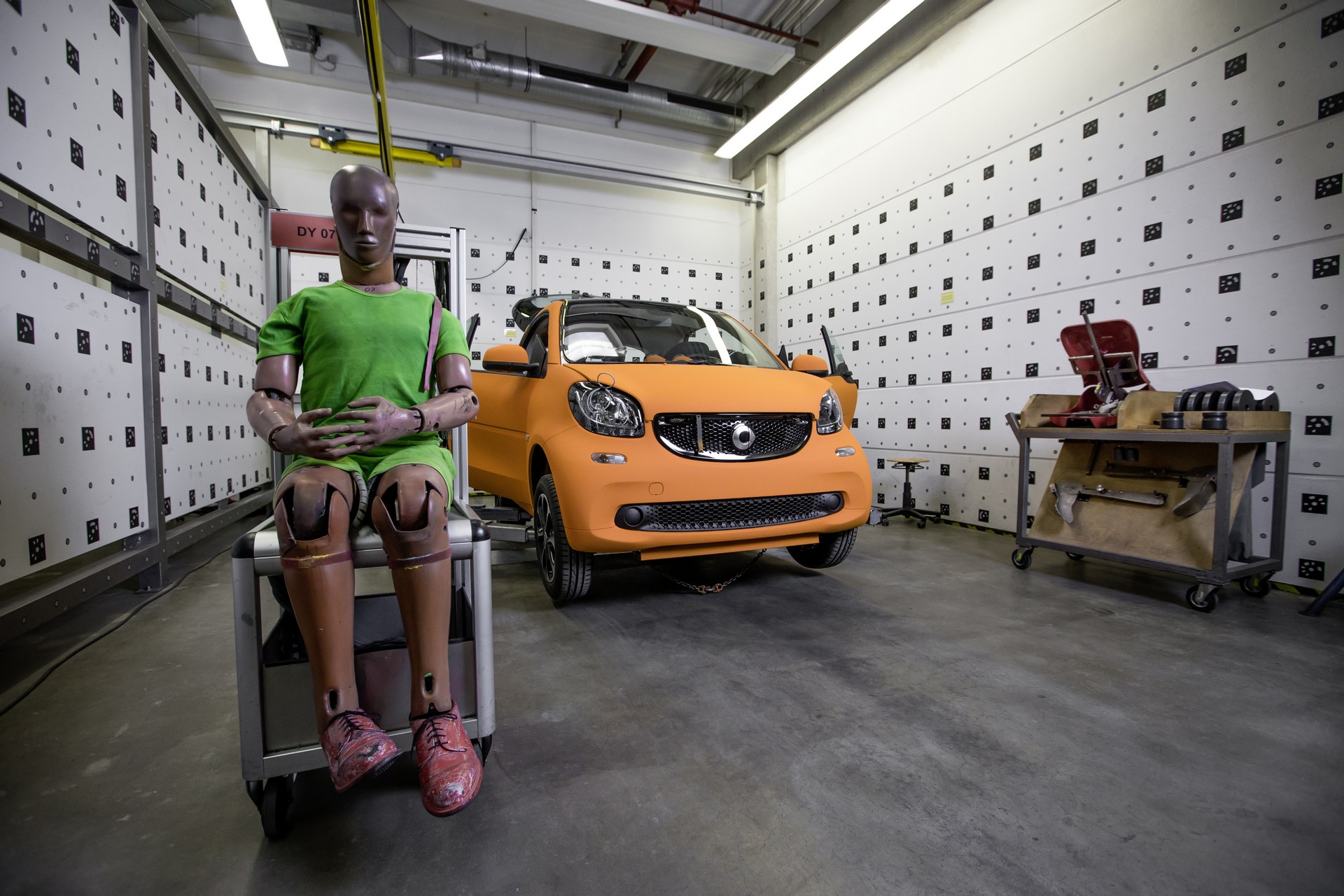 Smart-20th-Anniversary-63 Smart Celebrates 20 Years Of Production As EV Switch Causes Sales To Tumble