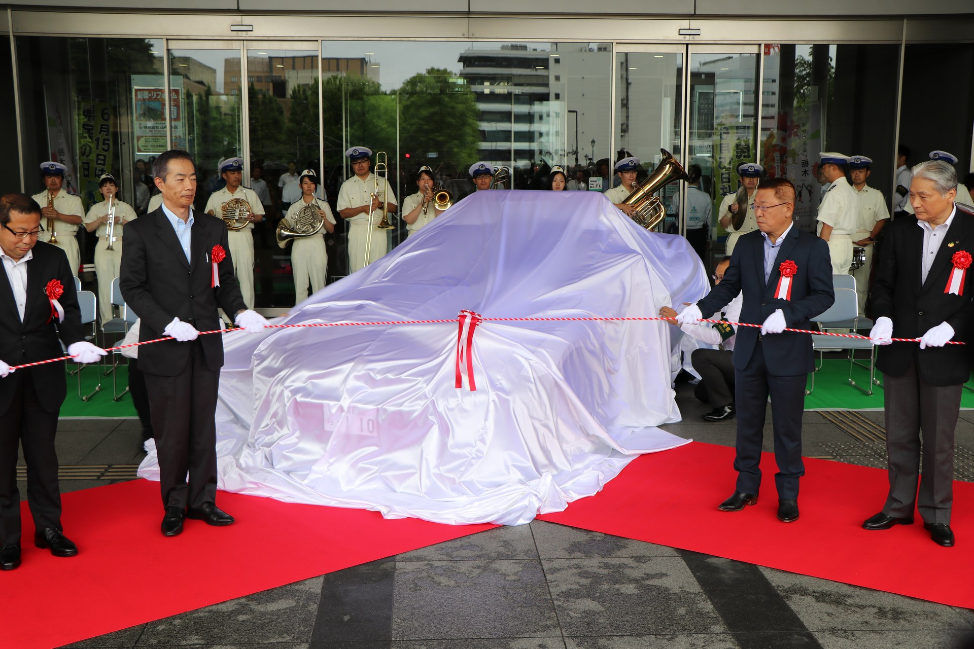 Nissan-GT-R-Police-Car-5 Nissan GT-R Police Car Enters Service In Japan