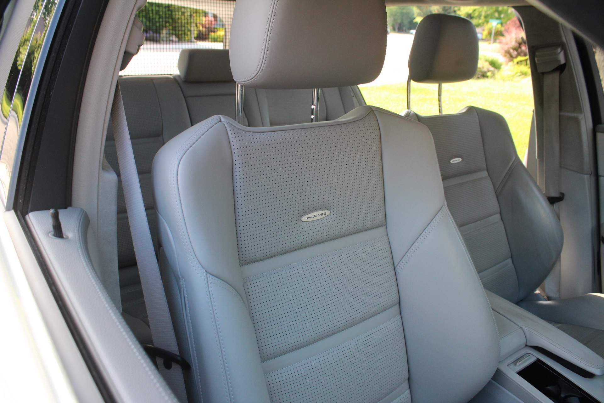 2012-mercedes-e63-wagon-used-bat-auction-41 Fully Loaded 2012 Mercedes E63 AMG Wagon Fails To Convince Bidders