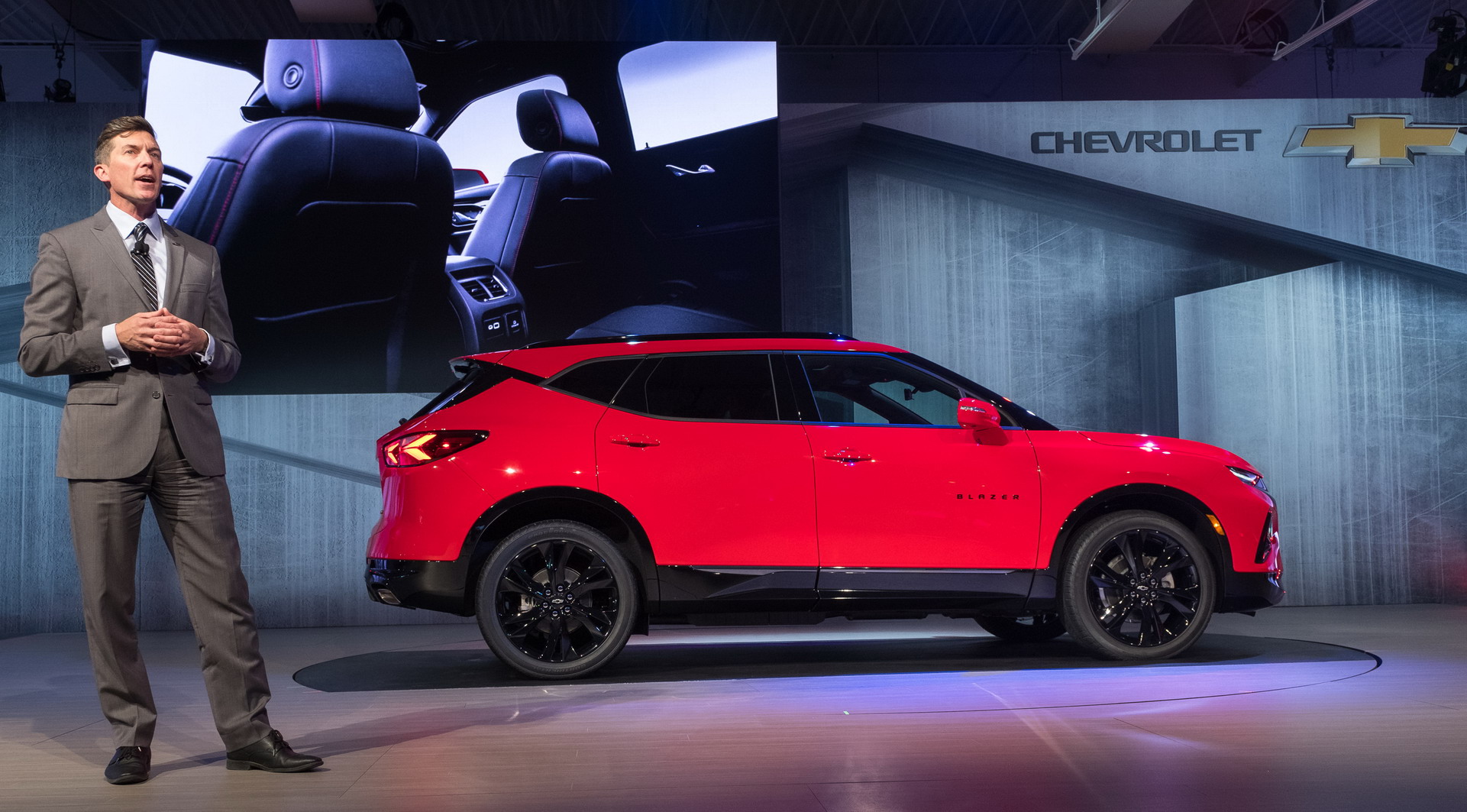 2019 Chevrolet Blazer 2 2019 Chevrolet Blazer Resurrects Classic Nameplate As A Modern Crossover With Hints Of Camaro