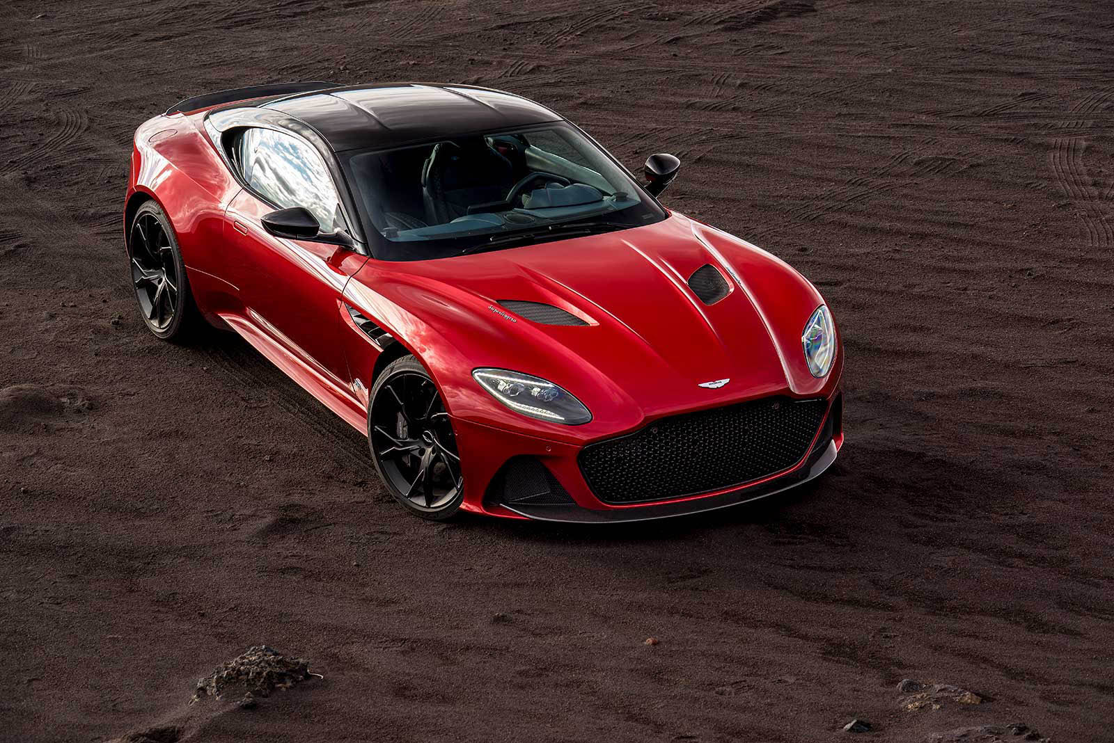 aston-martin-dbs-superleggera-leak-28 Aston Martin DBS Superleggera Arrives Suitably Early To The Party With Over 700HP