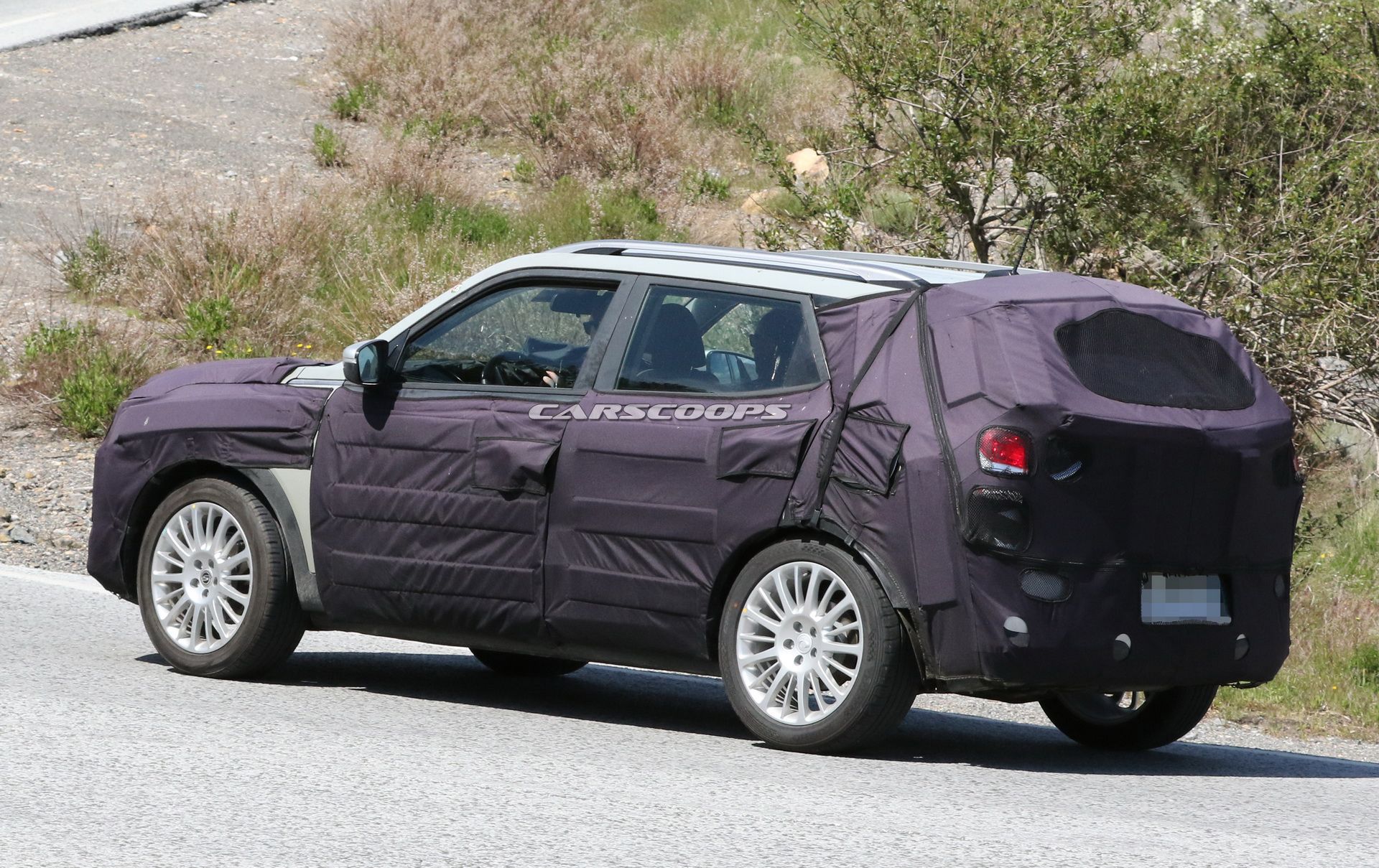 2019-ssangyong-korando-spy-22 All-New SsangYong Korando Will Usher In New Design Language