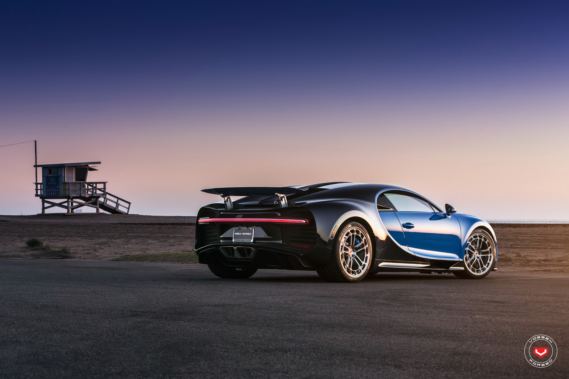 bugatti-chiron-vossen-wheels-12 Bugatti Chiron Tries On New Wheels For Size: Hot Or Not?