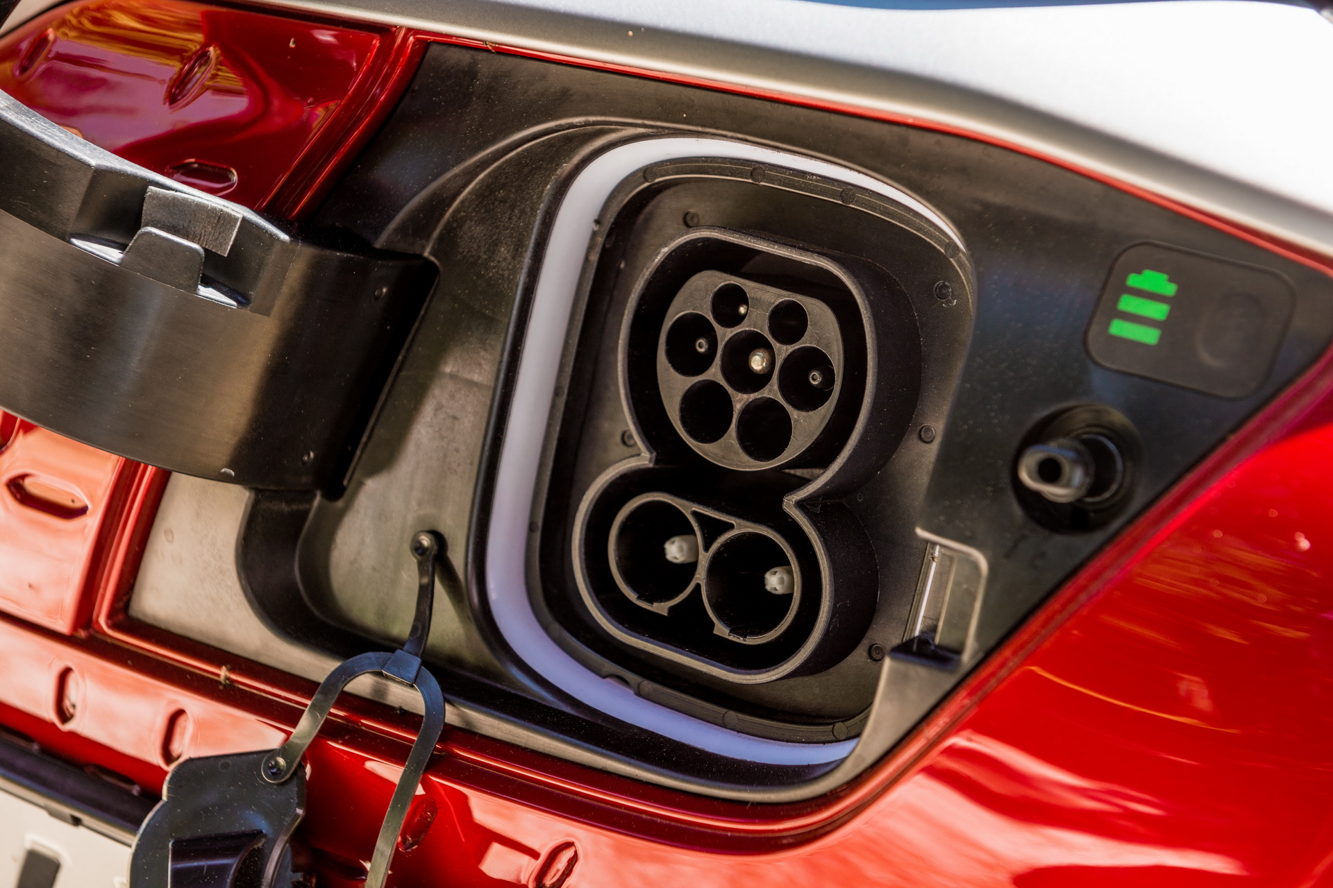 Hyundai_Kona_Electric_UK_06 Hyundai Kona Electric Priced From £24,995 In The UK