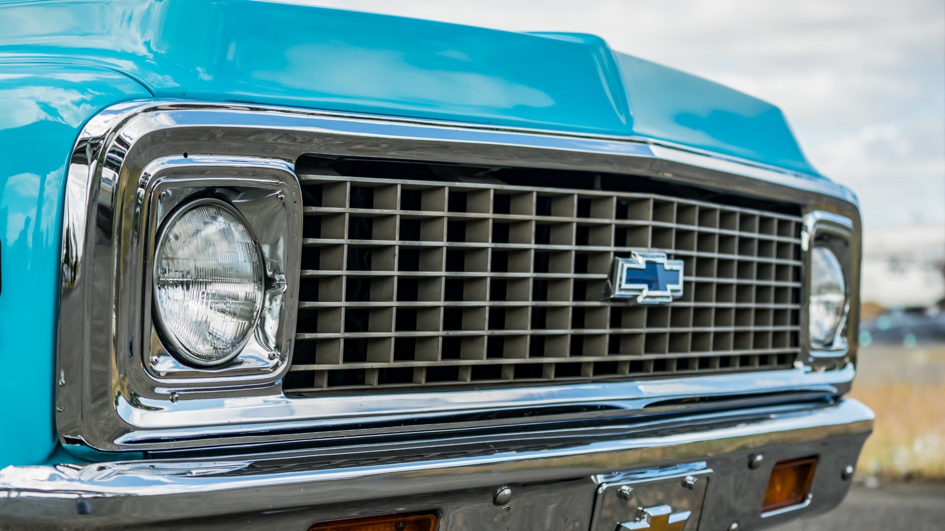 1972-Chevrolet-K5-Blazer-19 Not A Fan Of The 2019 Chevrolet Blazer? This 1972 K5 Might Be Up Your Alley