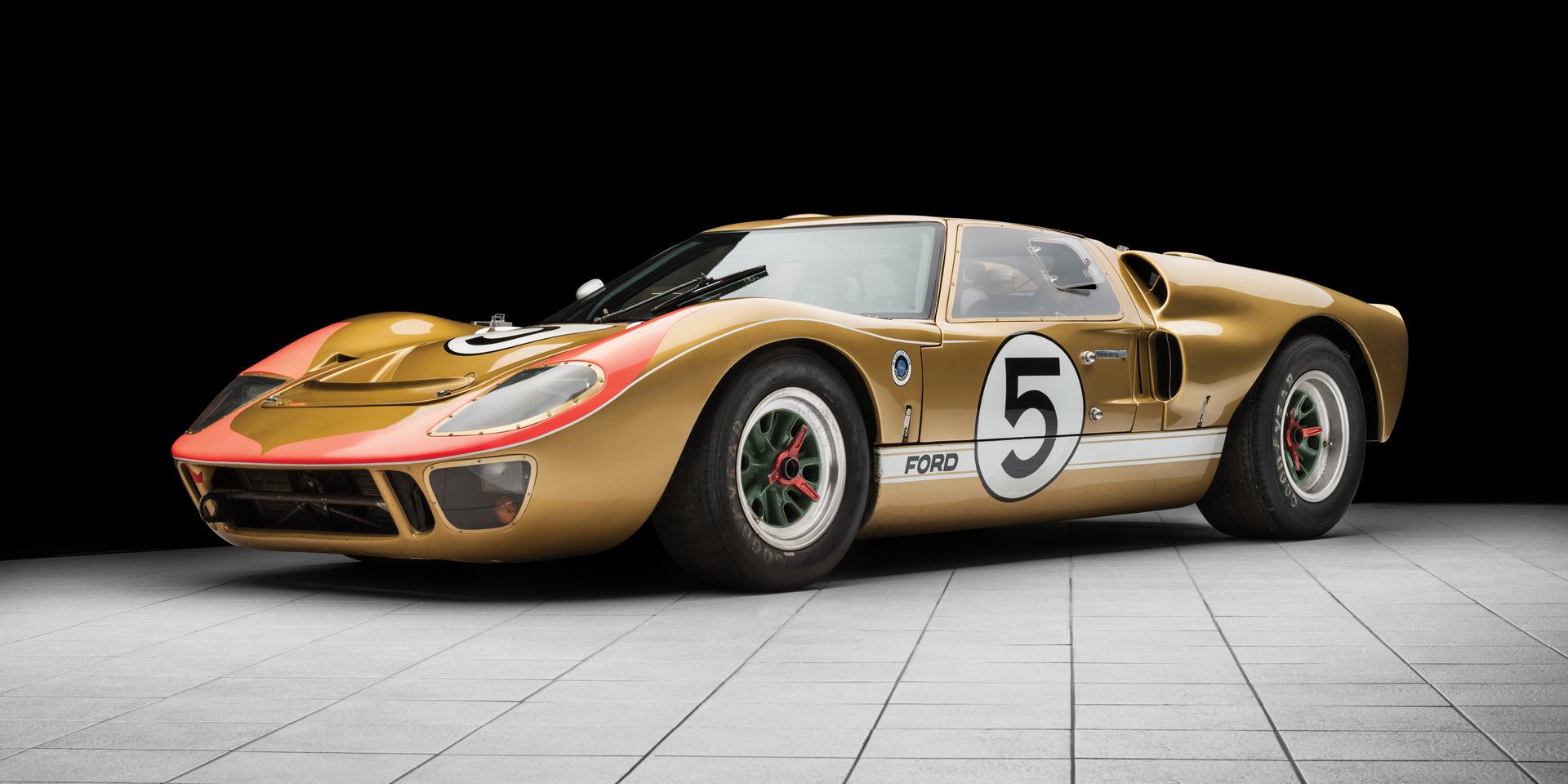 1966-Ford-GT40_11 Original Le Mans-Conquering 1966 Ford GT40 Goes Under The Hammer