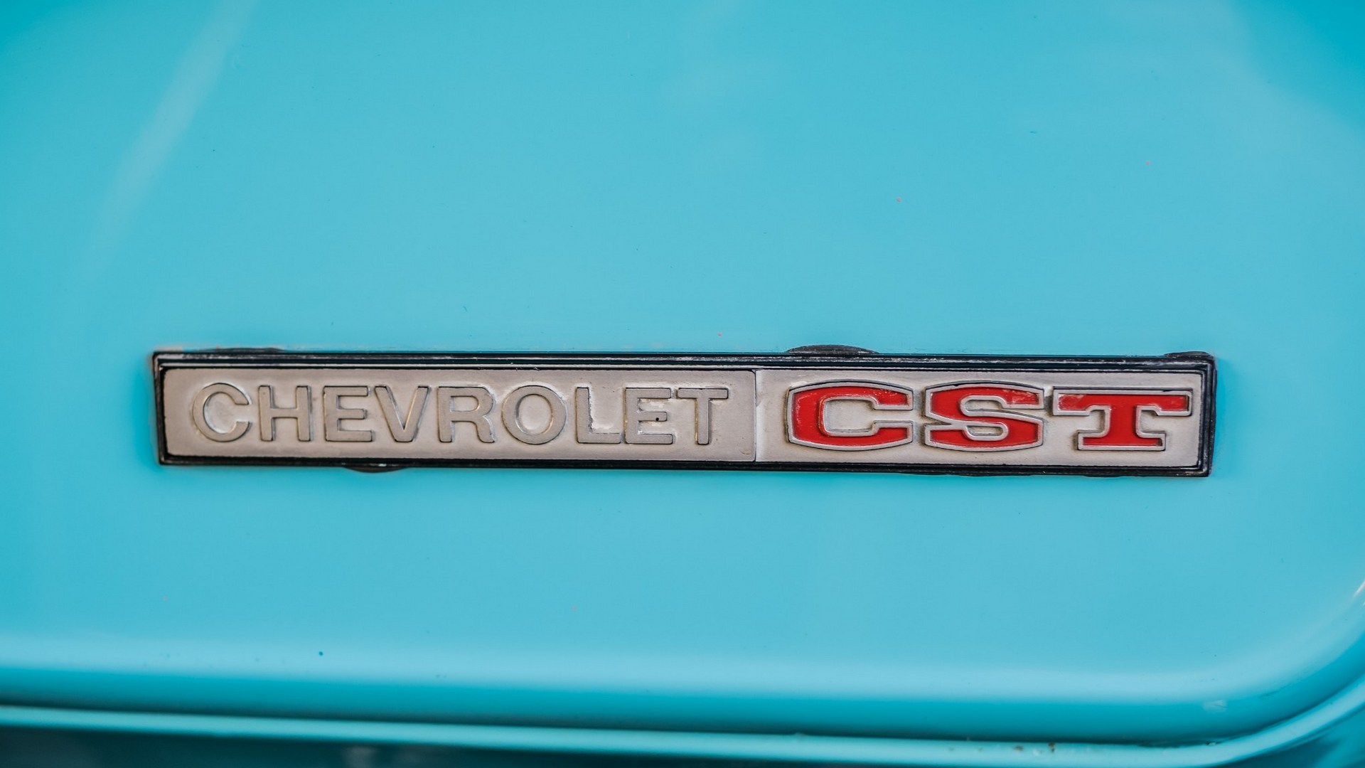 1972-Chevrolet-K5-Blazer-8 Not A Fan Of The 2019 Chevrolet Blazer? This 1972 K5 Might Be Up Your Alley