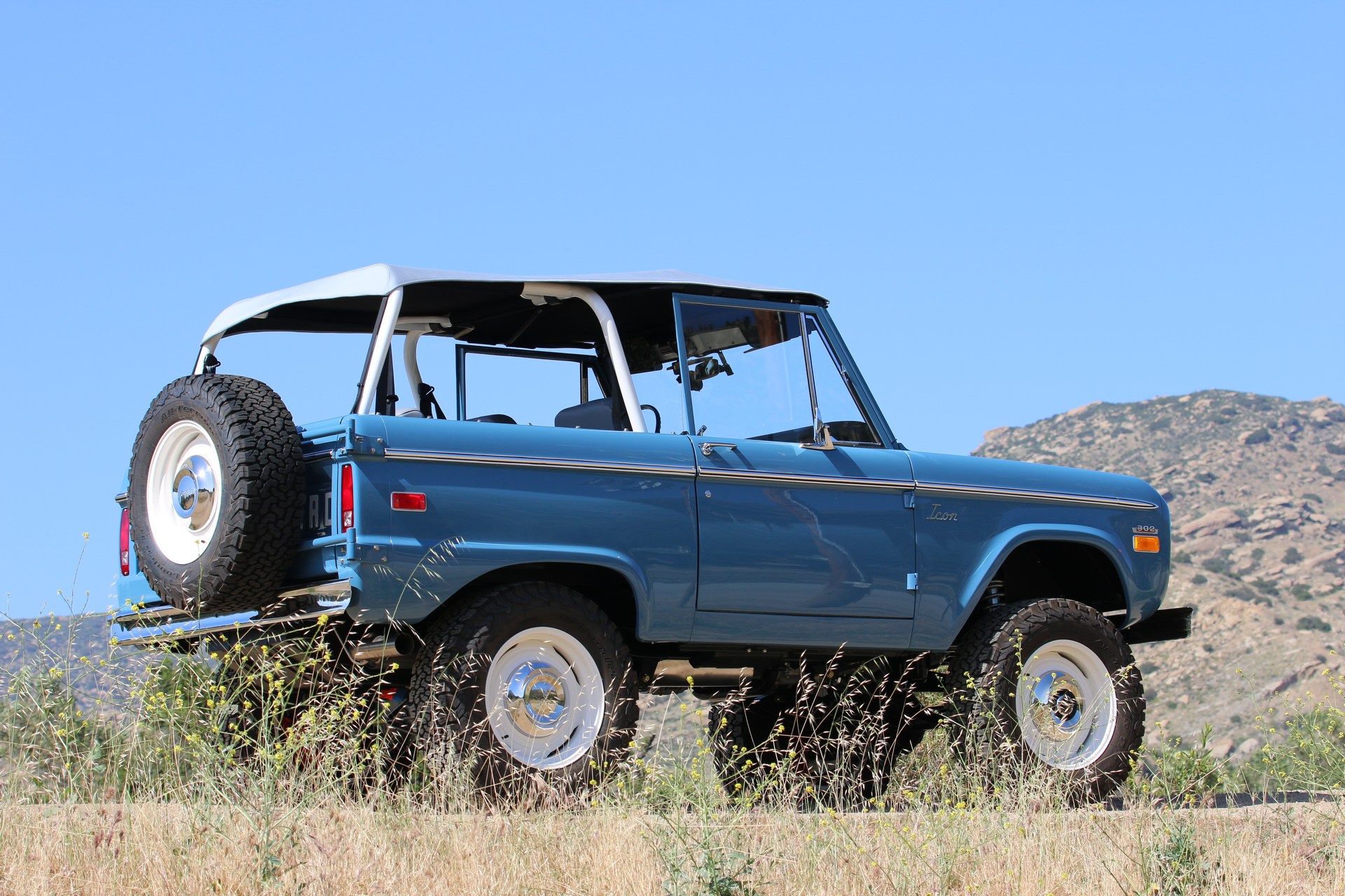 Icon-Ford-Bronco-Old-School-47 Why Wait For An All-New Ford Bronco When You Get Icon’s Old School BR