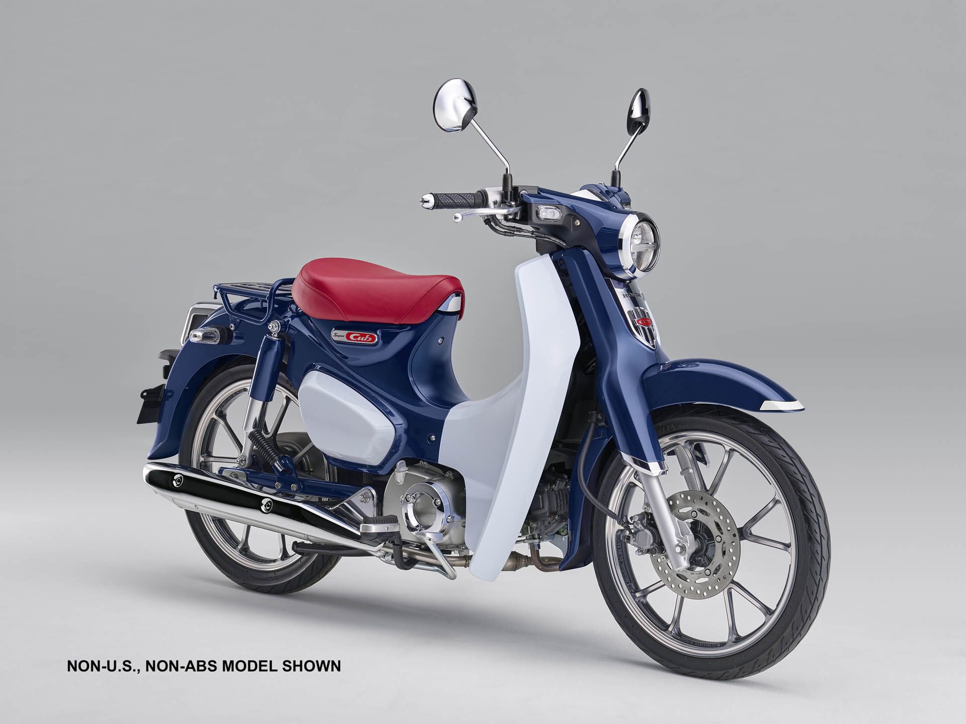 19 Honda Super Cub C125_34R copy Minibikers Rejoice: Honda’s Bringing The Monkey And Super Cub To The US