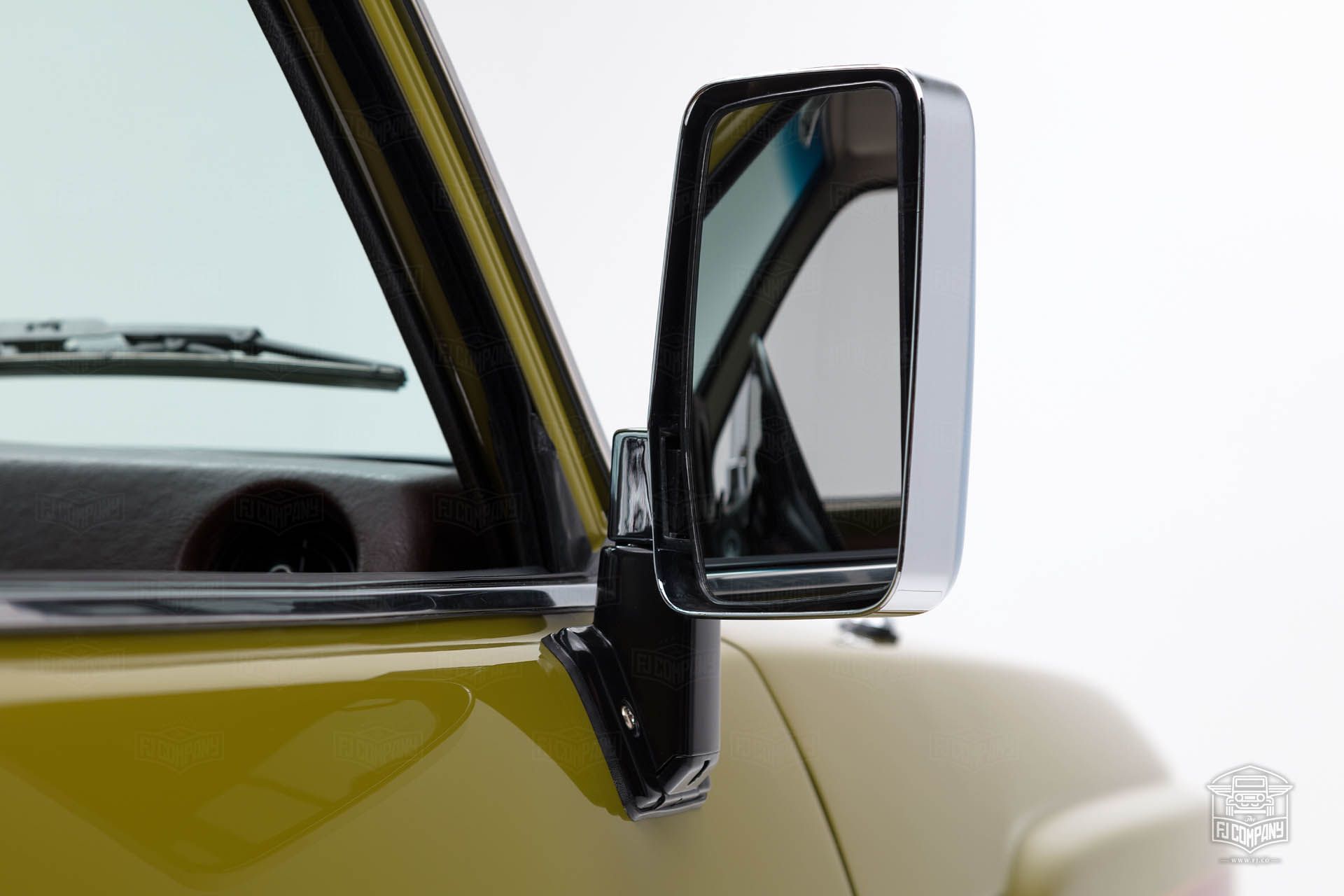 1986-Toyota-Land-Cruiser-FJ62-FJ-Company-06 Restomod ’86 Toyota Land Cruiser Is From Another Time