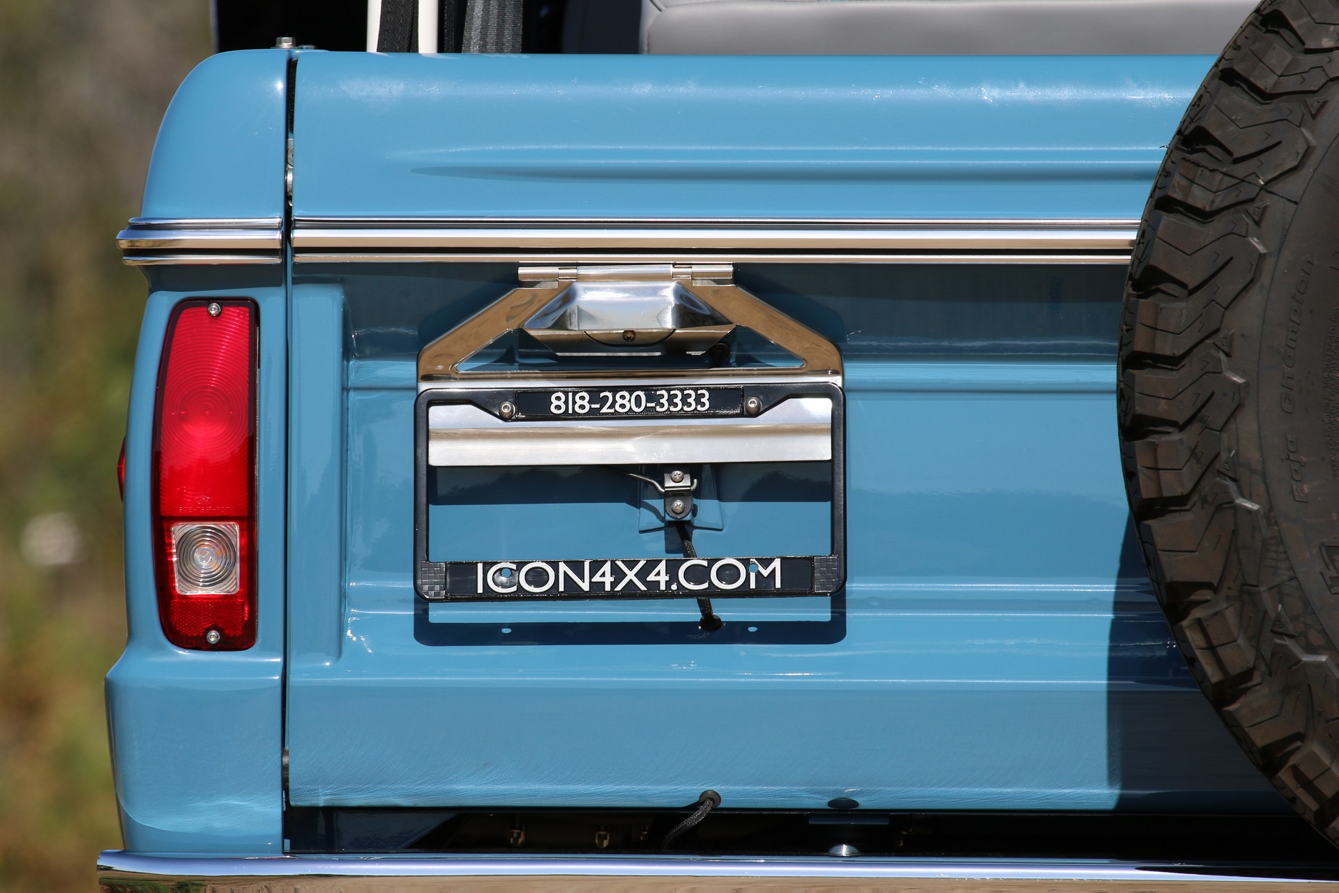Icon-Ford-Bronco-Old-School-52 Why Wait For An All-New Ford Bronco When You Get Icon’s Old School BR