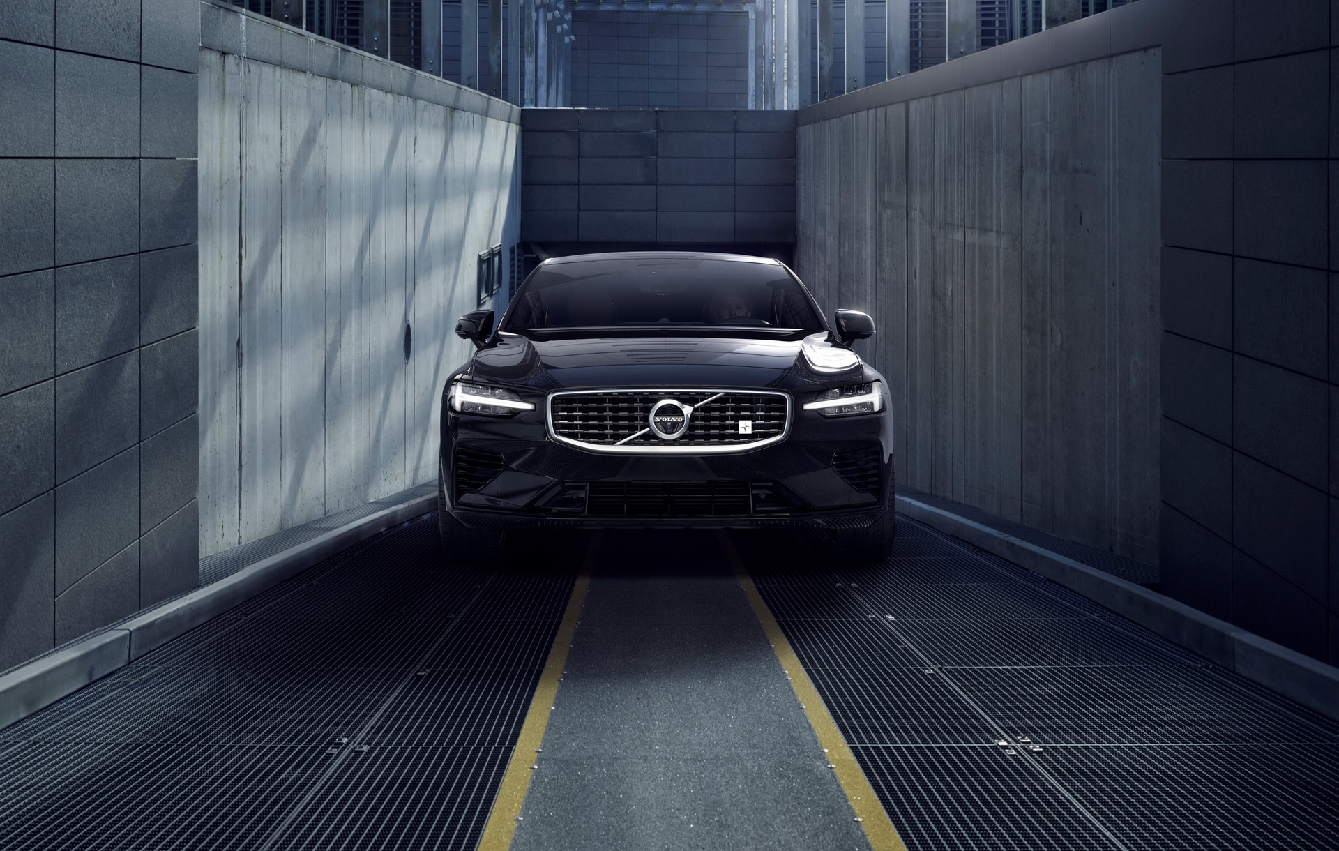 Volvo-S60-T8-Polestar-13 Volvo To Offer Just 20 S60 T8 Polestar Engineered Sedans In The US Via Subscription
