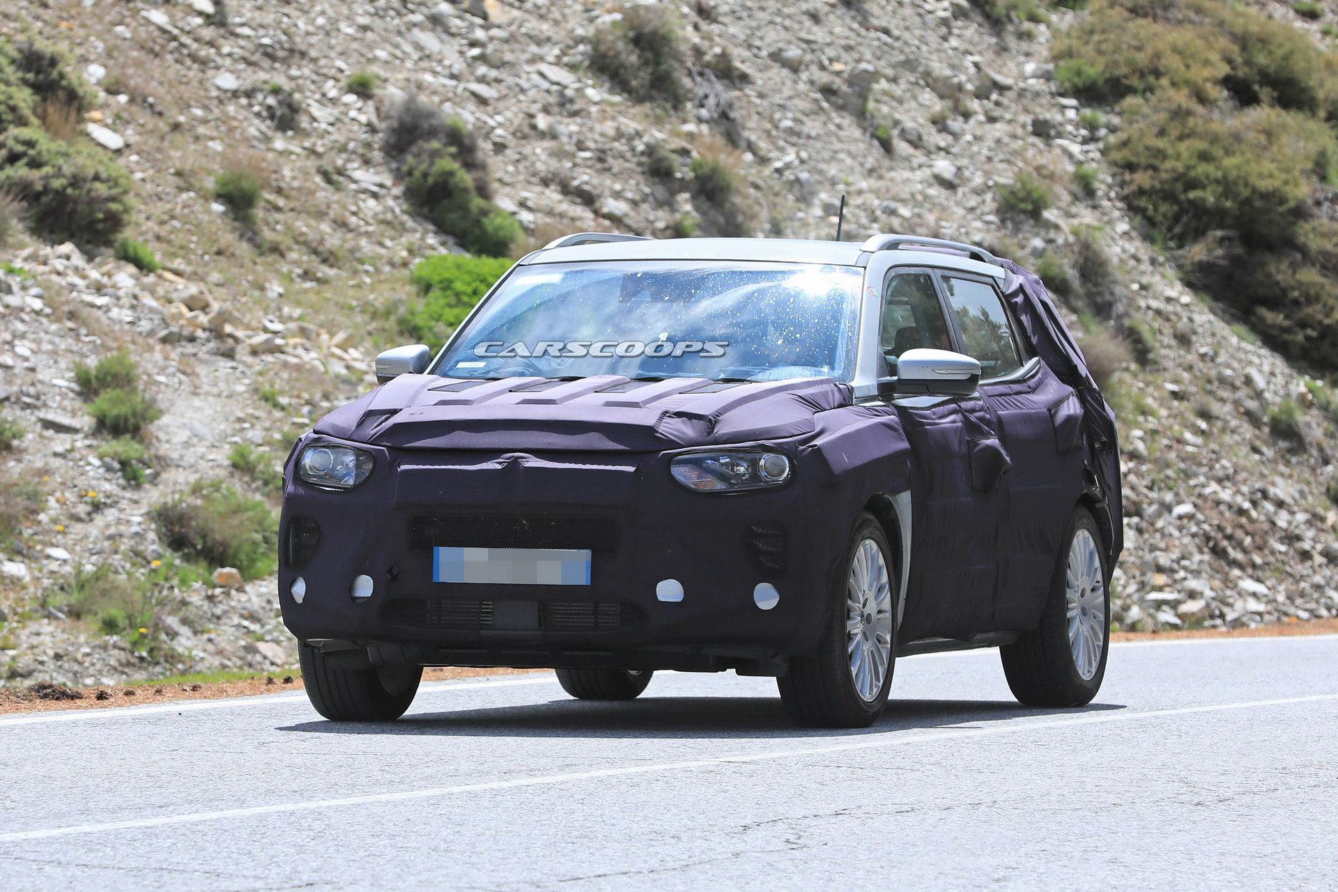 2019-ssangyong-korando-spy-4 All-New SsangYong Korando Will Usher In New Design Language