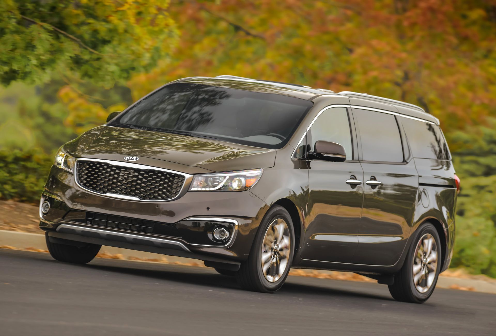 2015-kia-sedona-10 Kia Sedona Recalled Over Potentially Dangerous Power Sliding Doors