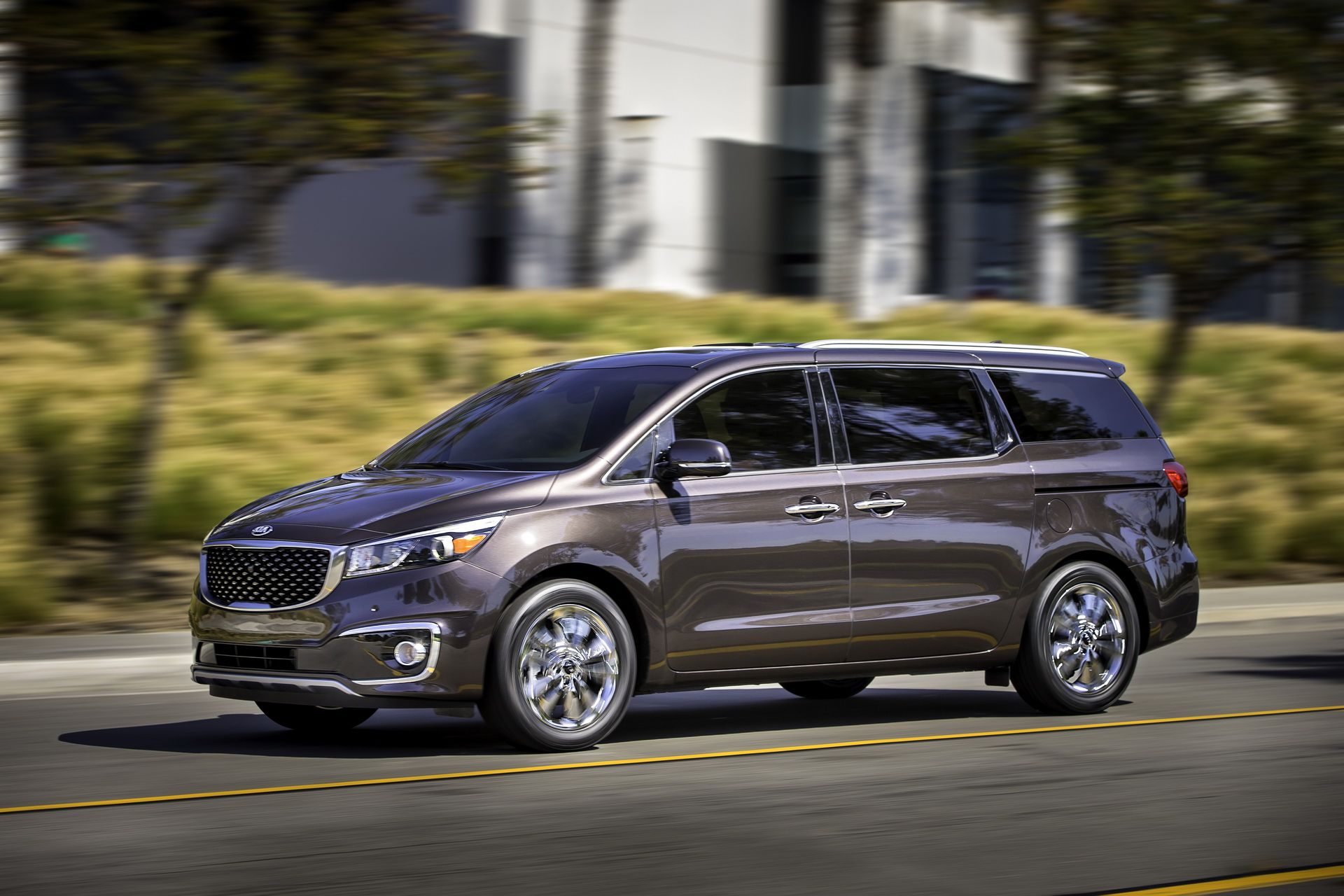 2015-kia-sedona-2 Kia Sedona Recalled Over Potentially Dangerous Power Sliding Doors