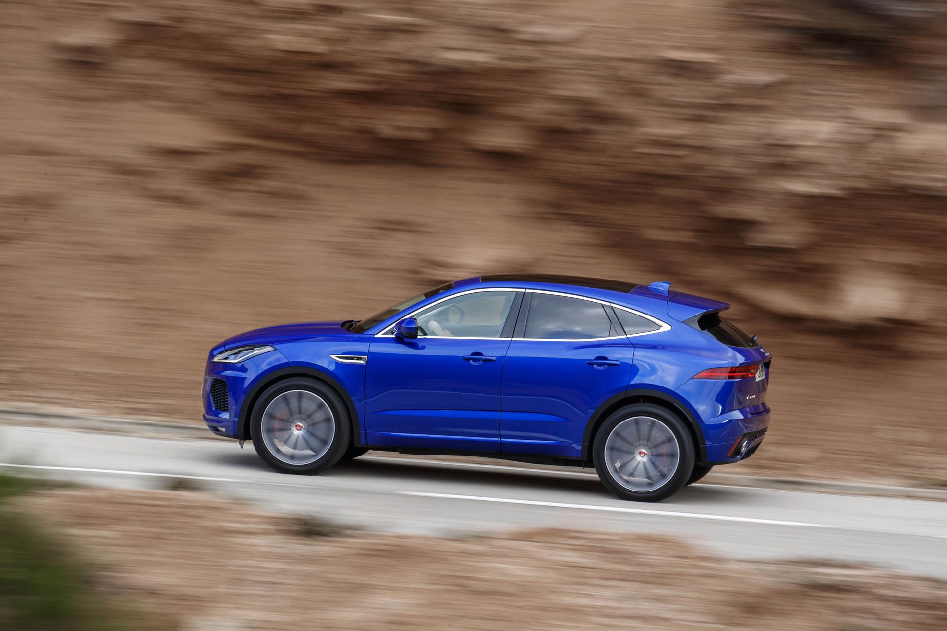 2019-jaguar-e-pace-11 Jaguar Now Offering E-Pace With Adaptive Suspension, Cheaper Engine