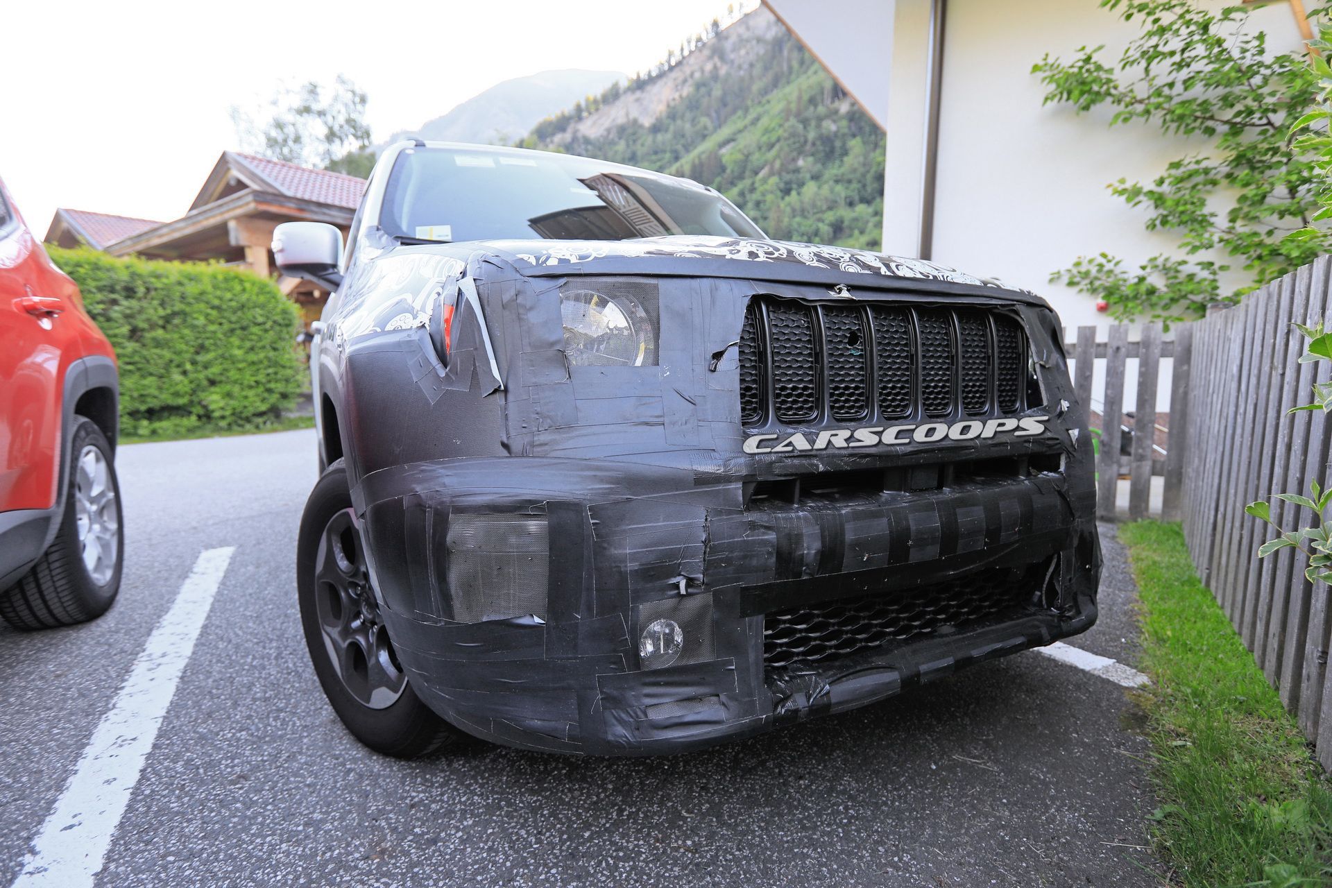 2019-jeep-renegade-6 Facelifted Jeep Renegade Coming On June 6 With Fresh Look And New Engines