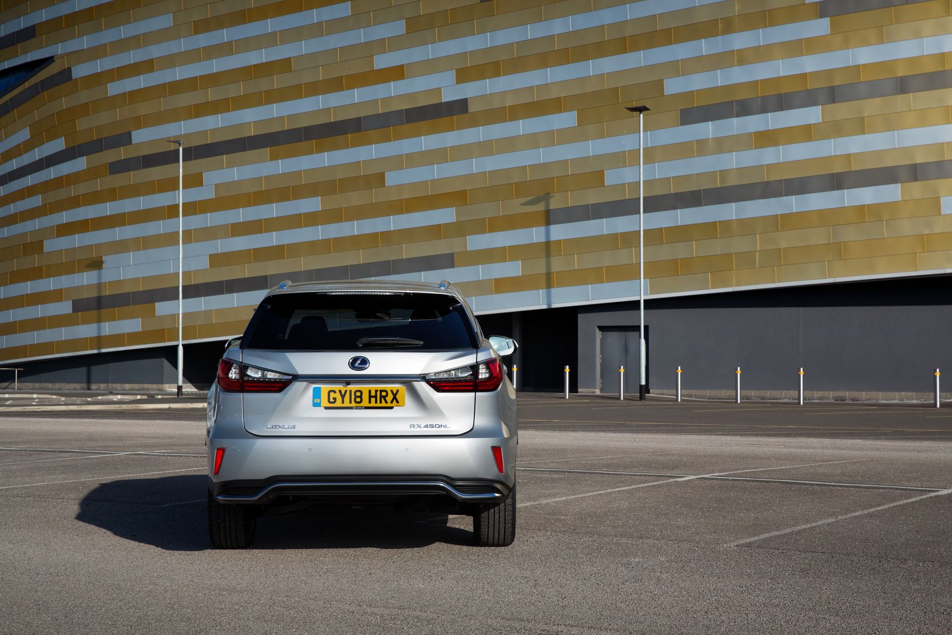 2019-lexus-rx-450hl-6 Order The Three-Row Lexus RX 450hL From £50,995 In The UK