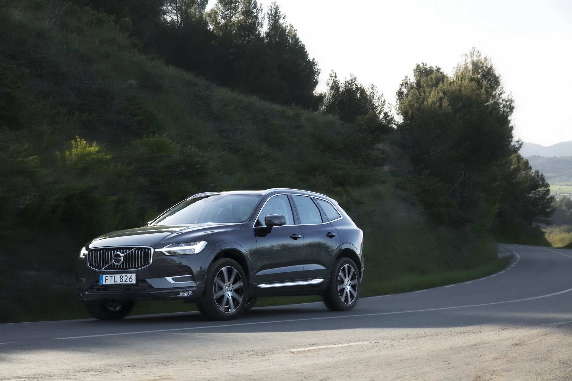 Volvo-XC60-01 Volvo XC60 To Gain Cheaper, $39,200 FWD Base Model For 2019MY