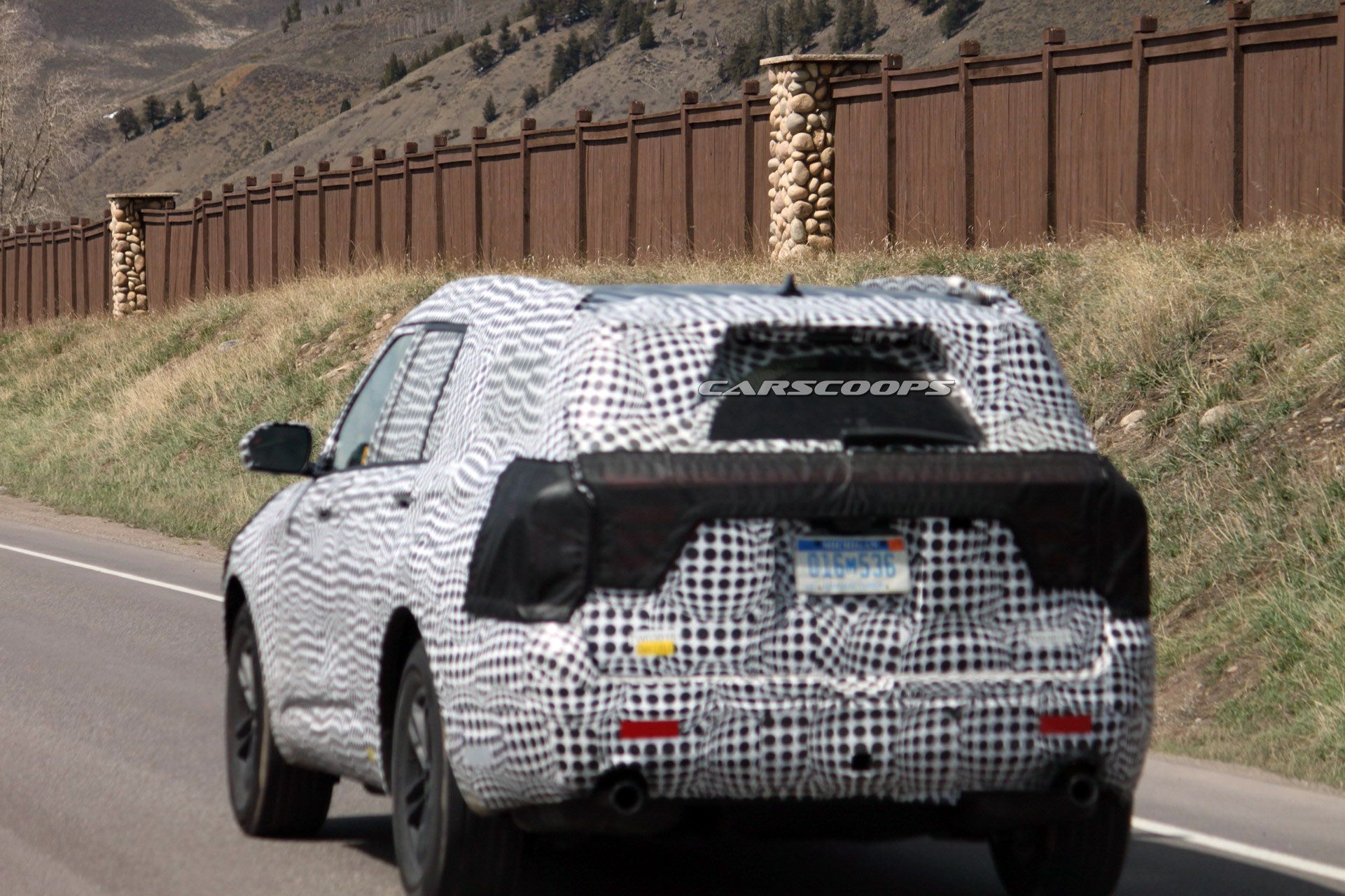 2020-Ford-Explorer-8Carscoops 2020 Ford Explorer Already Looking Bigger And Brawnier