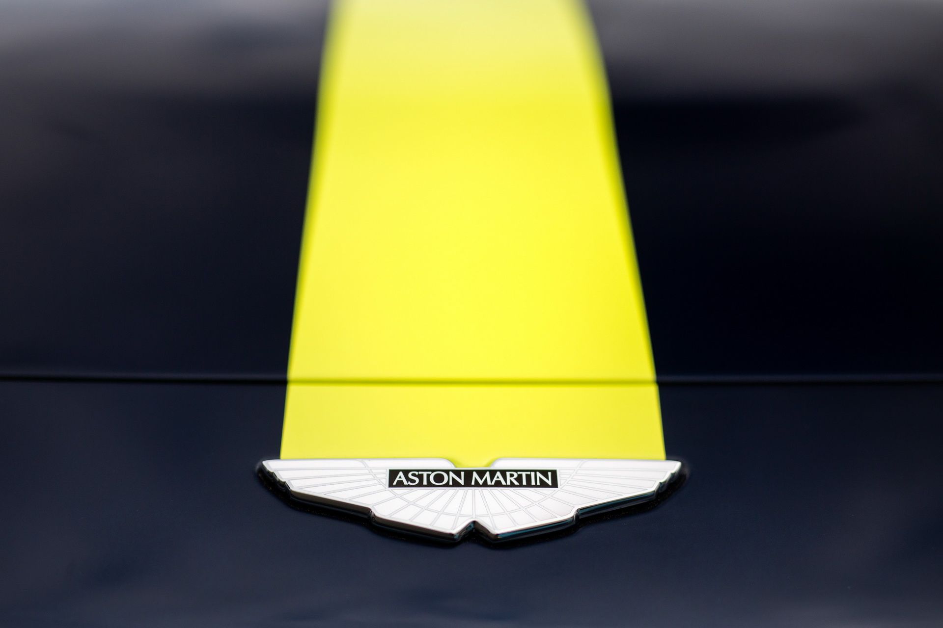 AstonMartin-Vantage-GT3-GT4-11 Aston Martin Debuts Vantage GT3 And GT4 Race Cars At Le Mans