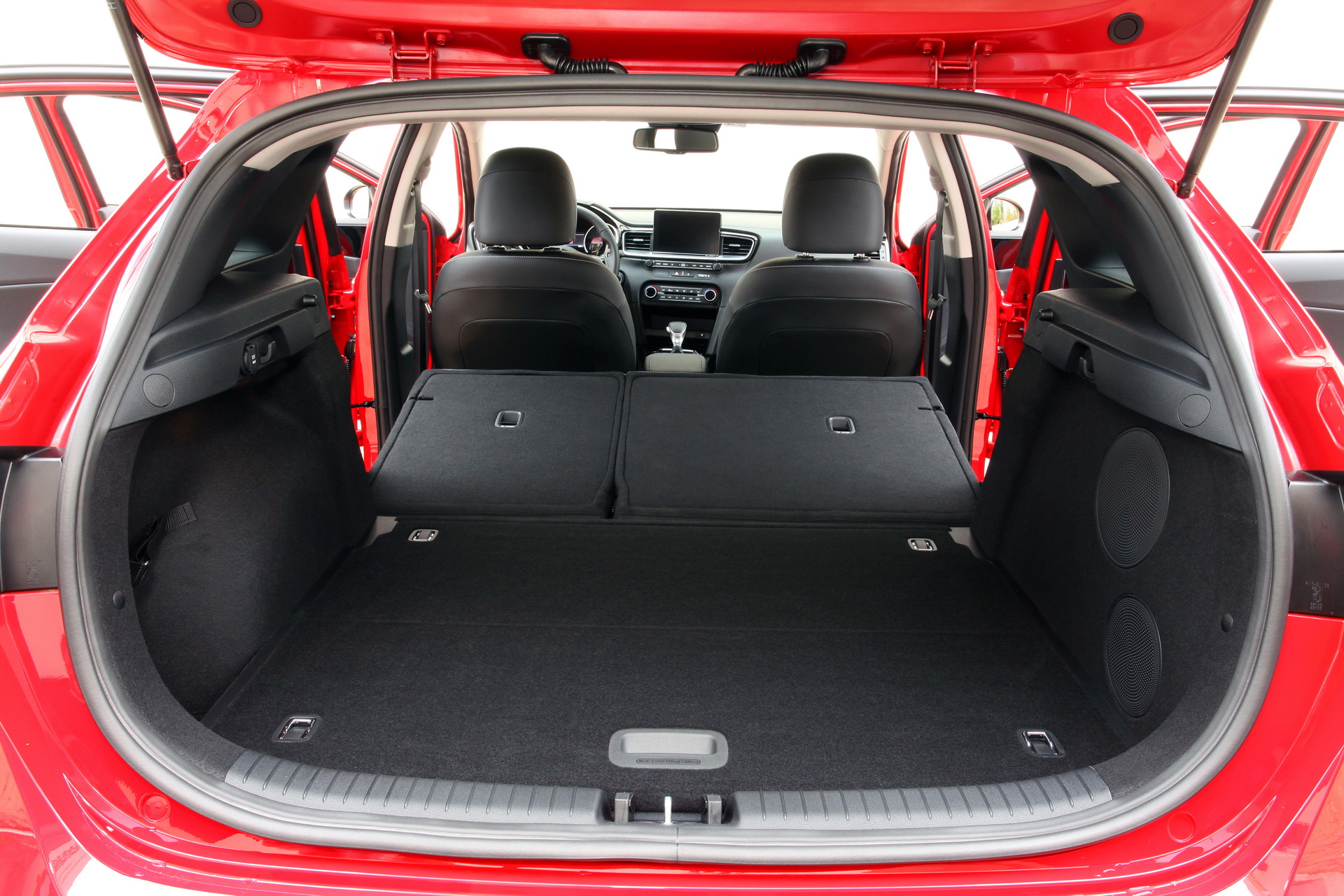 2019-kia-ceed-67 New Kia Ceed Detailed In Gigantic Image Gallery, UK Pricing Announced