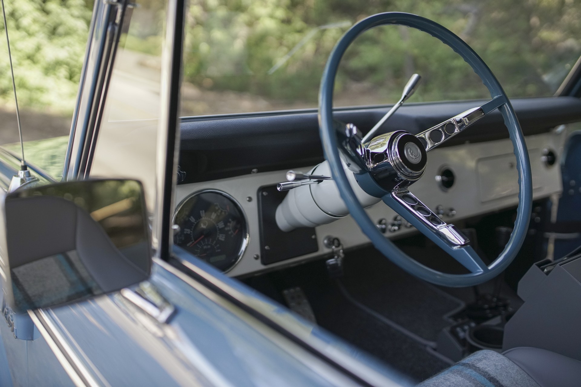 Icon-Ford-Bronco-Old-School-33 Why Wait For An All-New Ford Bronco When You Get Icon’s Old School BR