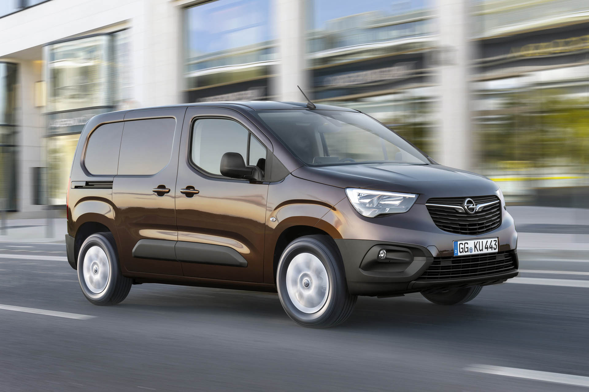 PSA Rolls Out New Peugeot Partner, Citroën Berlingo, Opel/Vauxhall Combo Cargo Vans